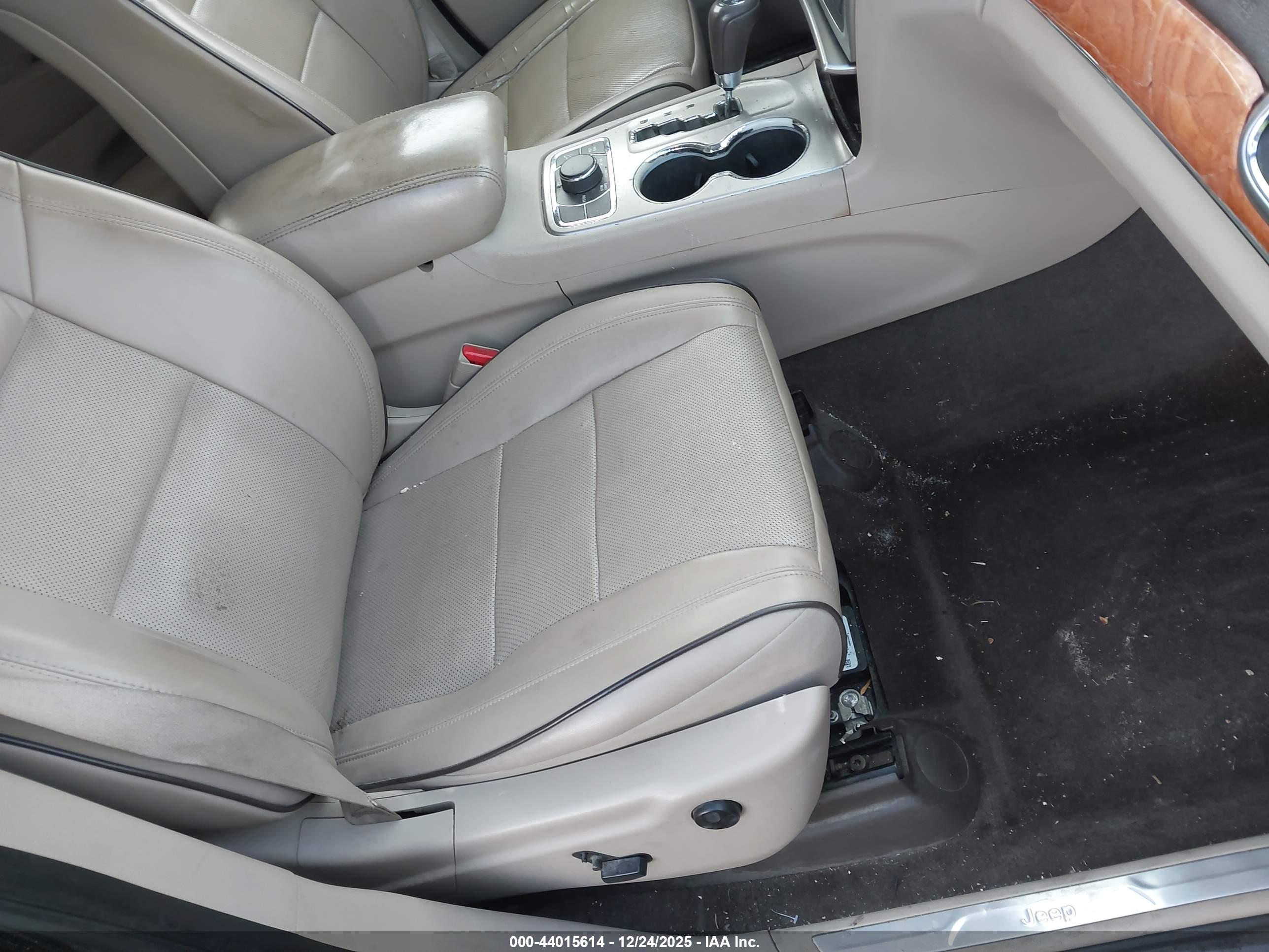 JEEP GRAND image 5