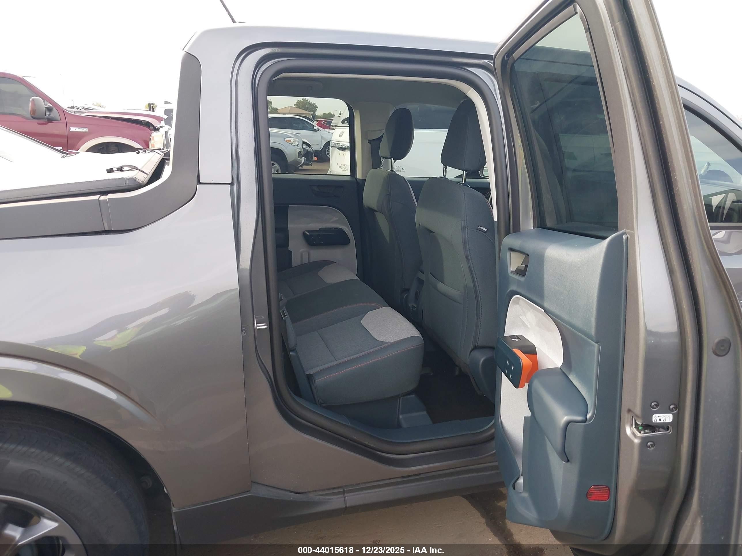 FORD MAVERICK image 8