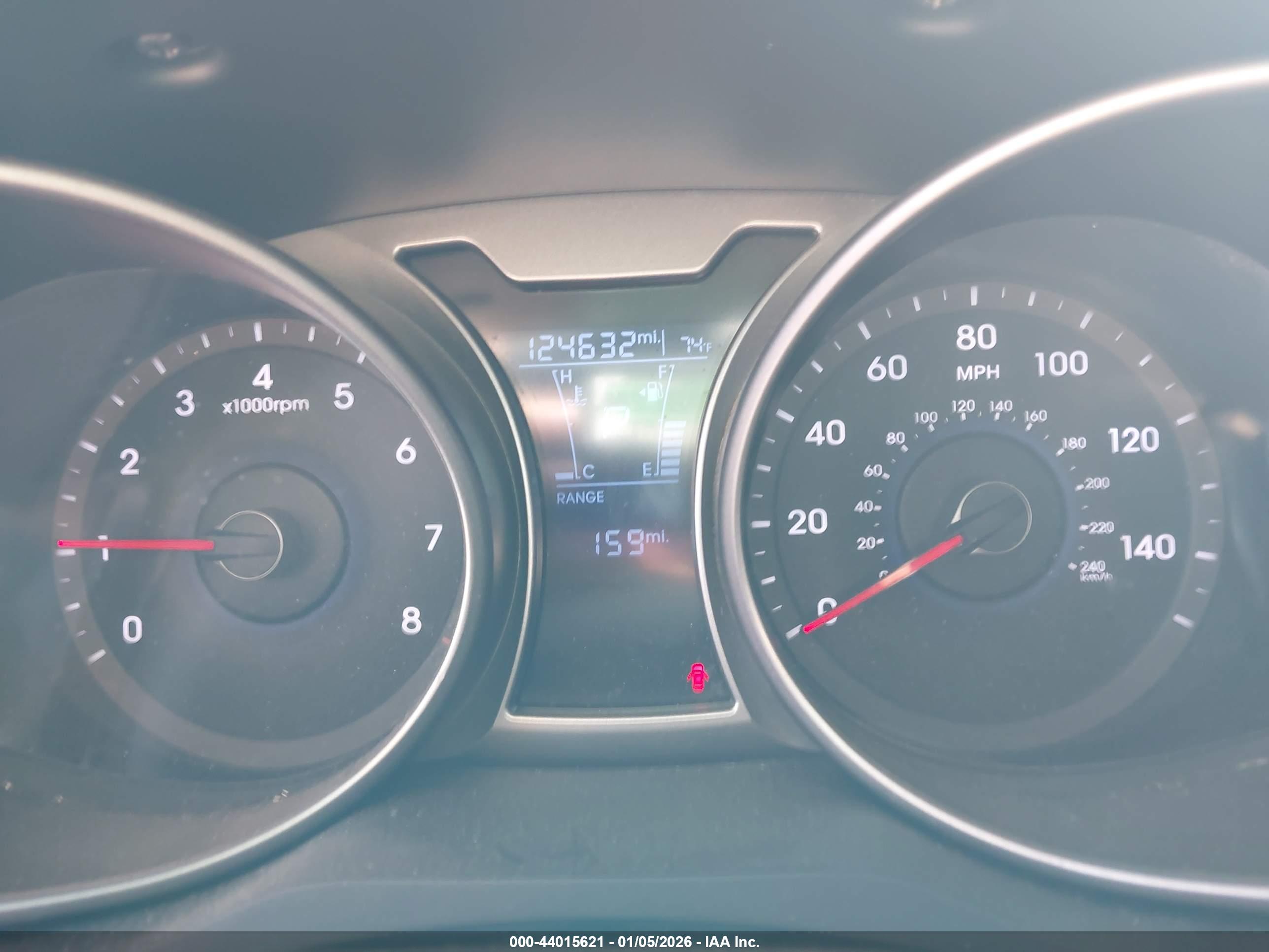 HYUNDAI VELOSTER image 7