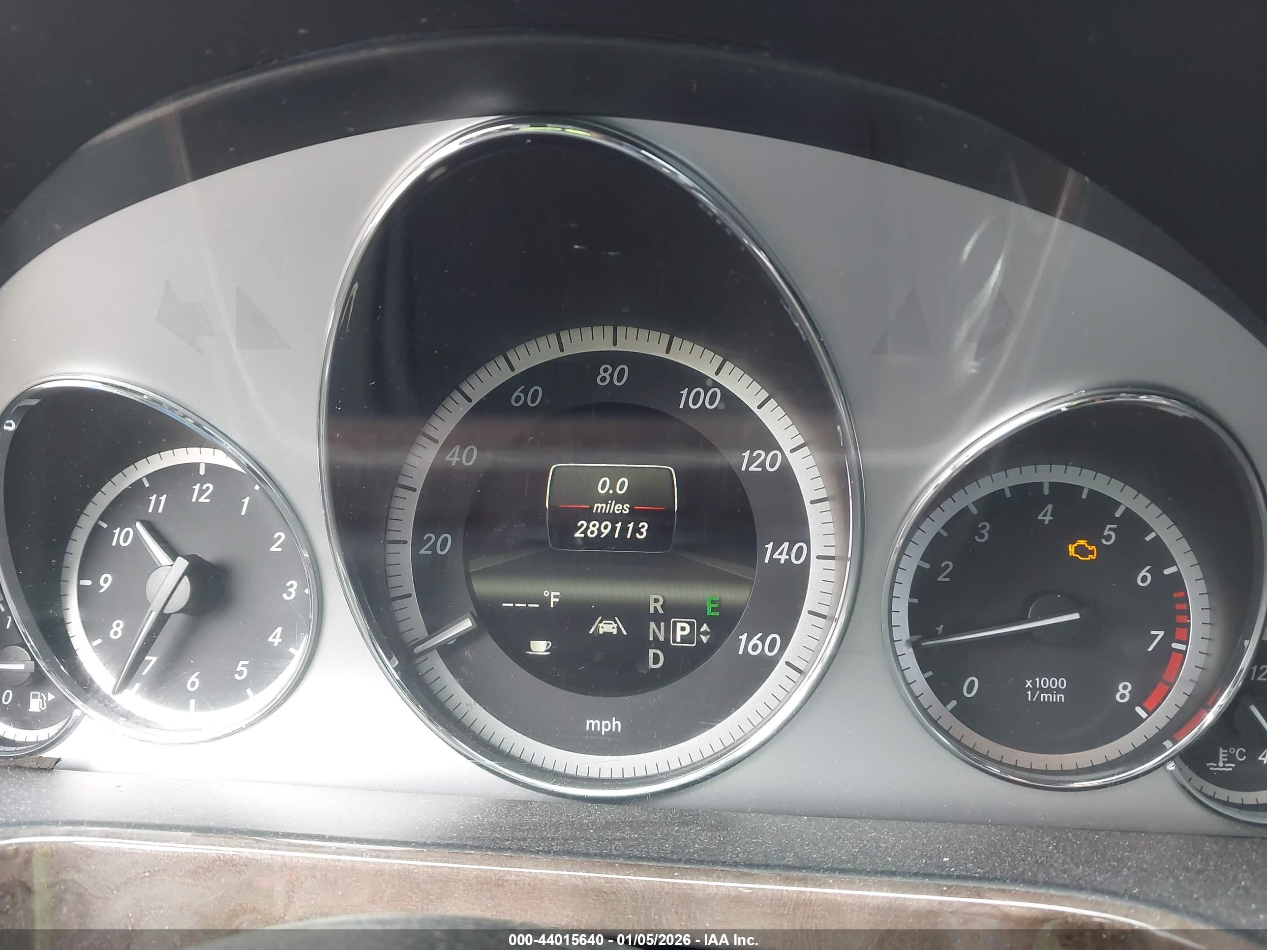 MERCEDES-BENZ E image 7