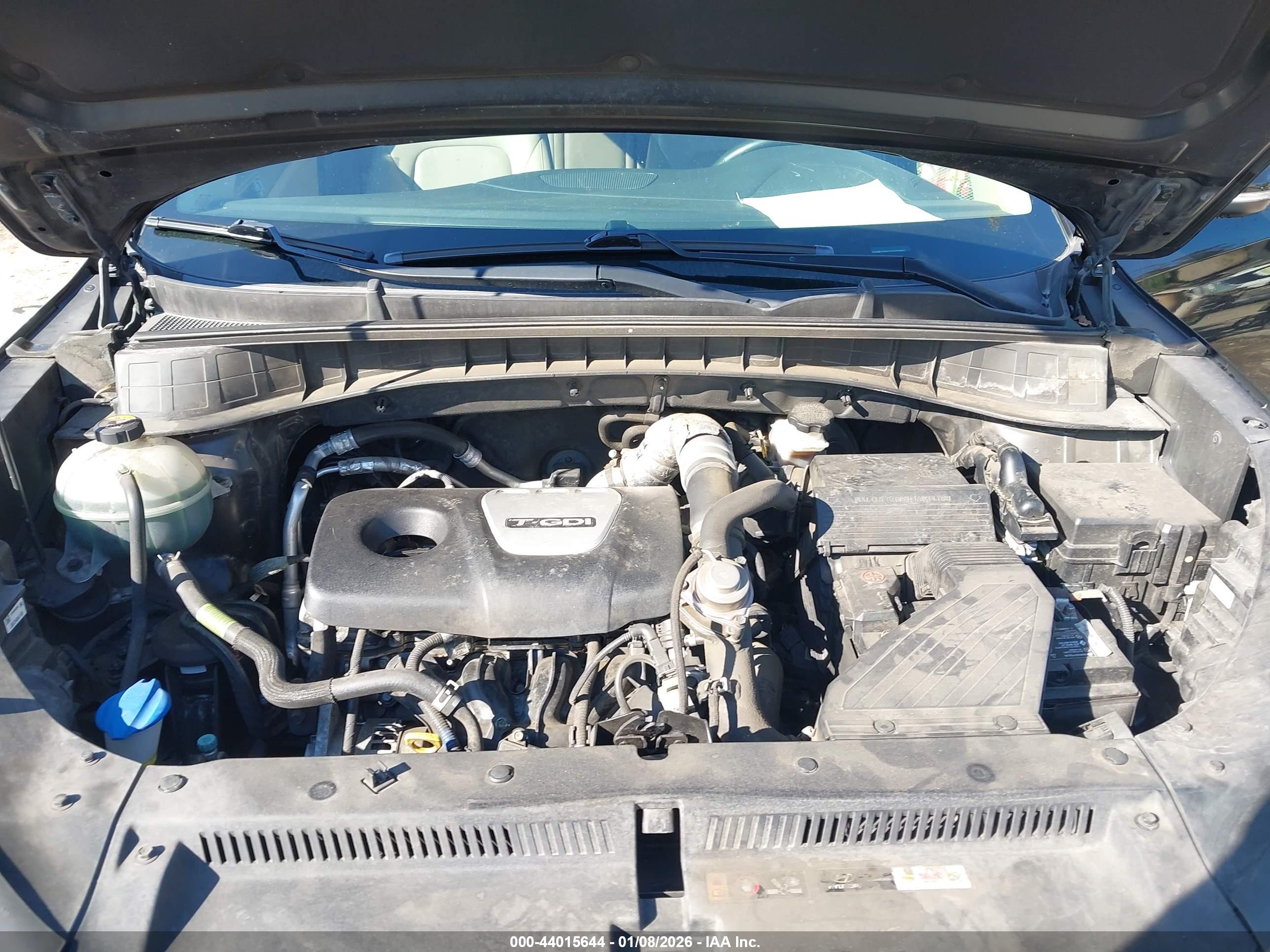 HYUNDAI TUCSON image 10