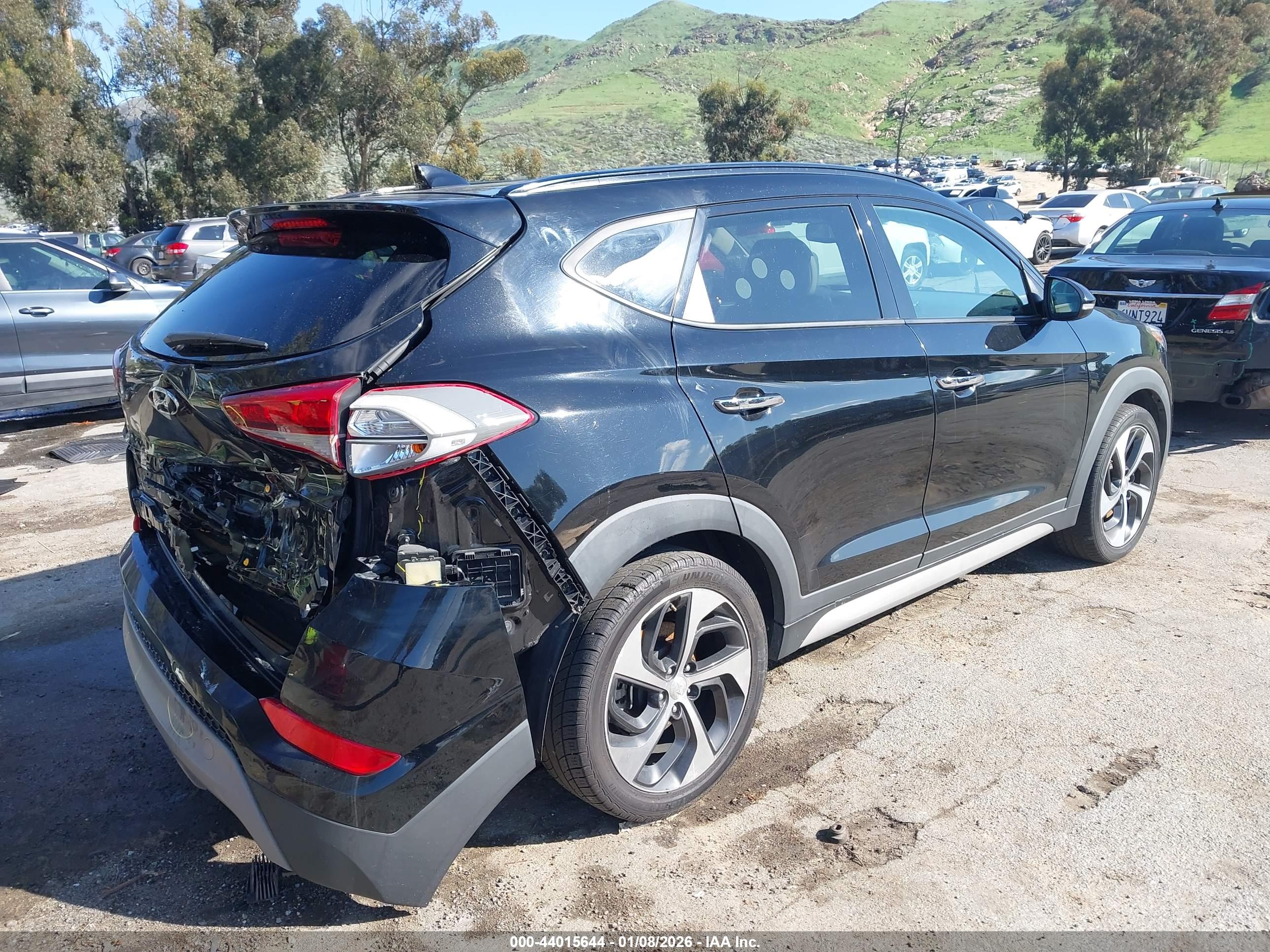 HYUNDAI TUCSON image 4