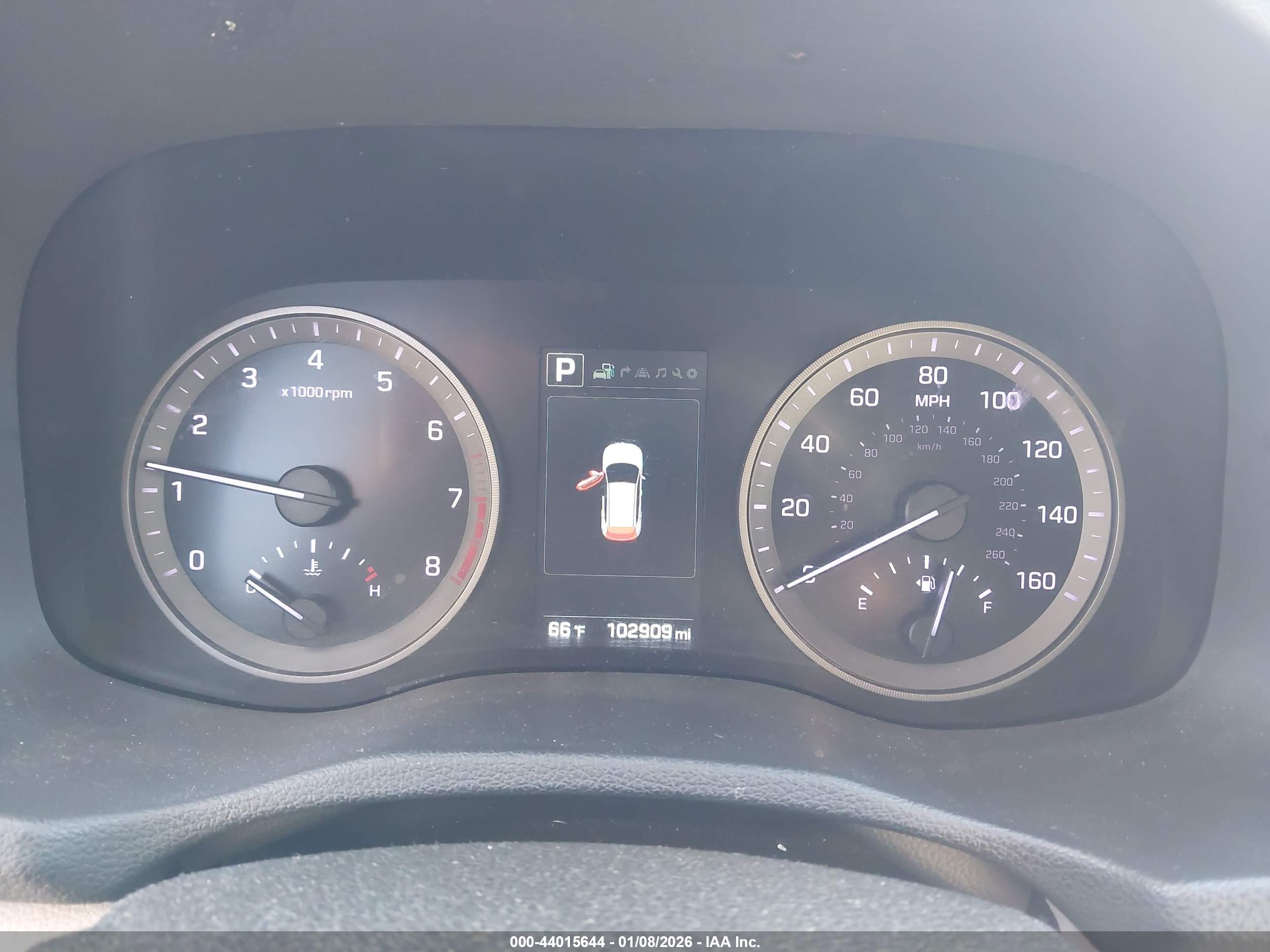 HYUNDAI TUCSON image 7