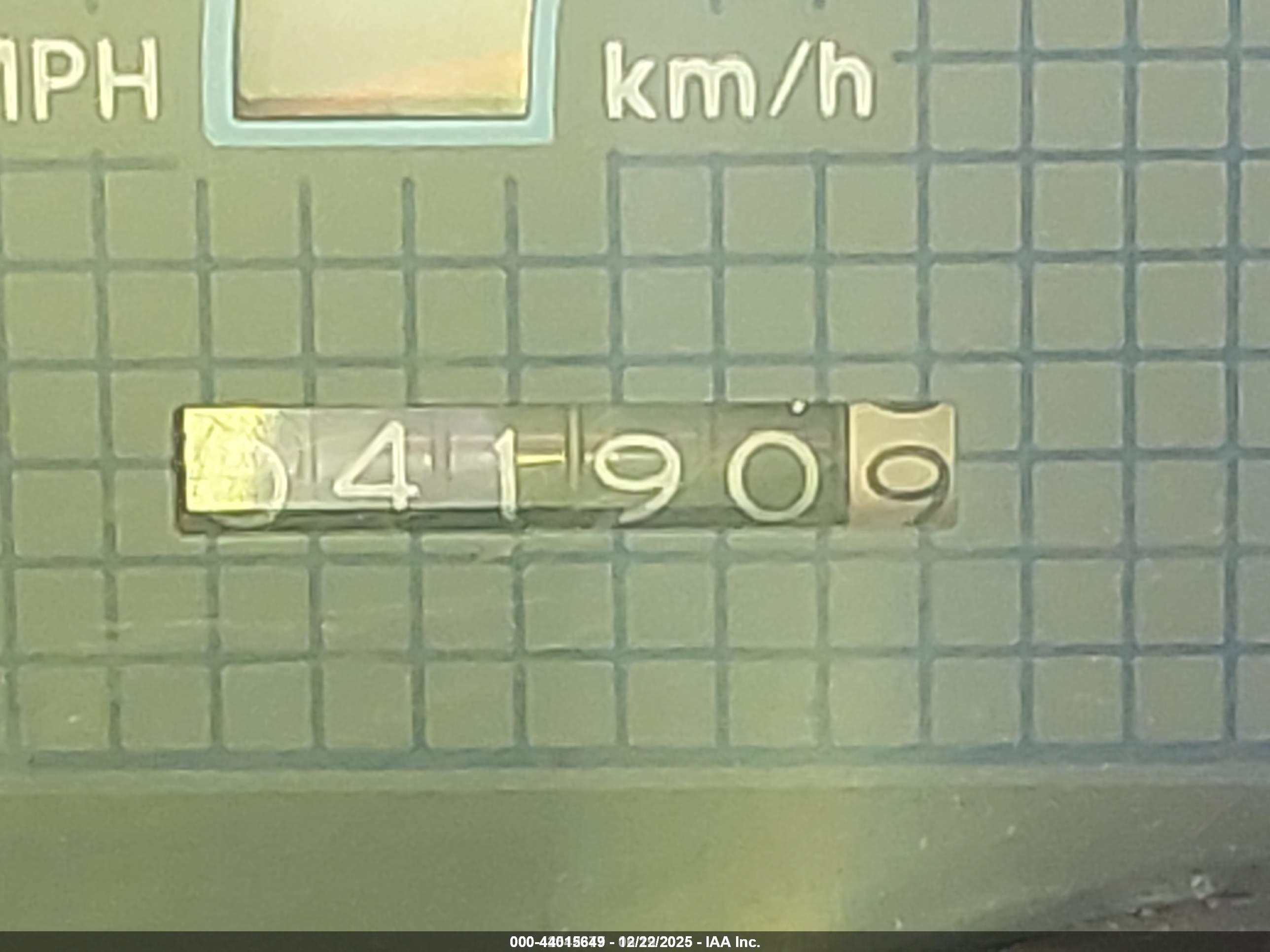 GMC SAFARI image 7