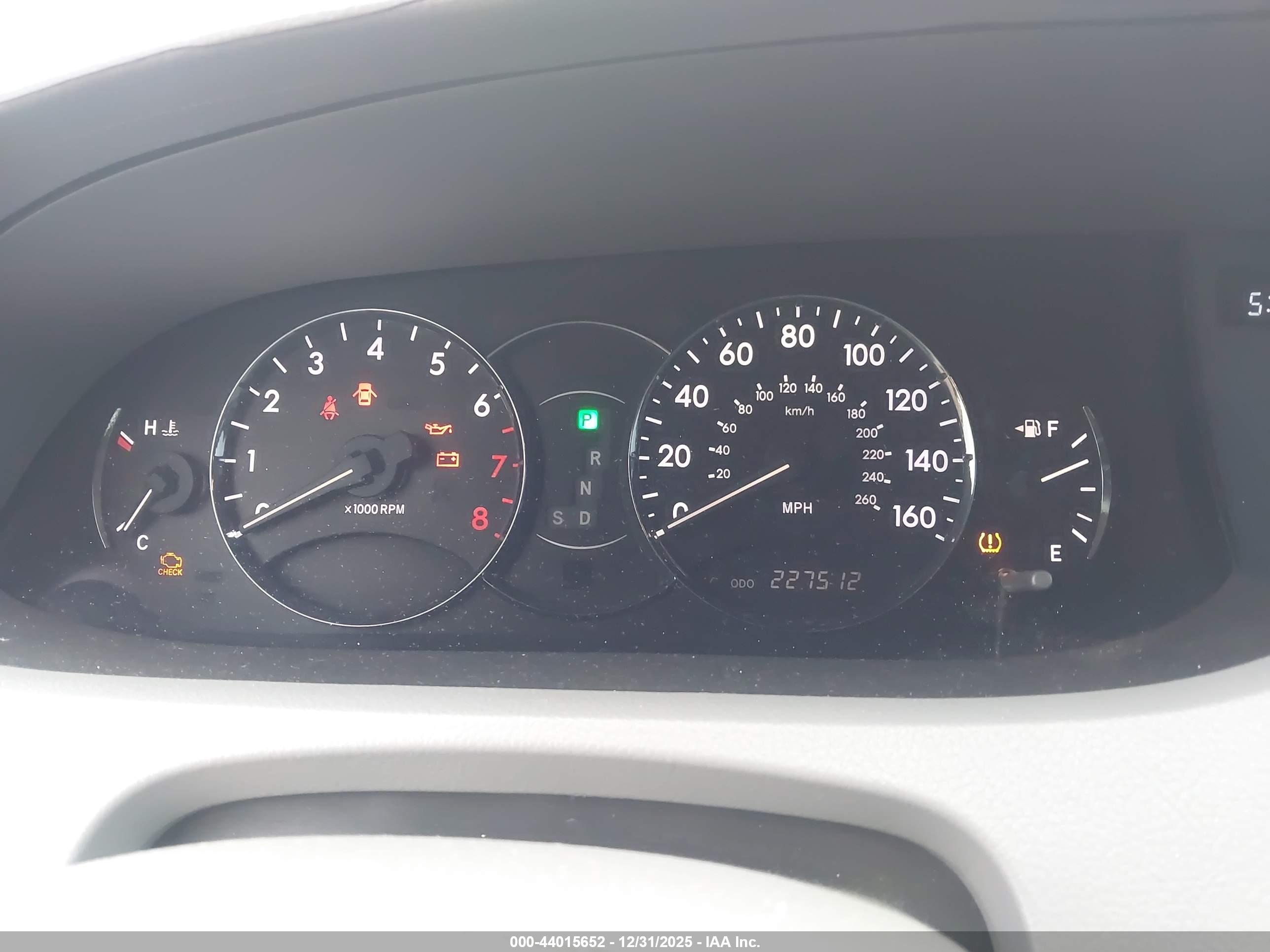 TOYOTA AVALON image 7