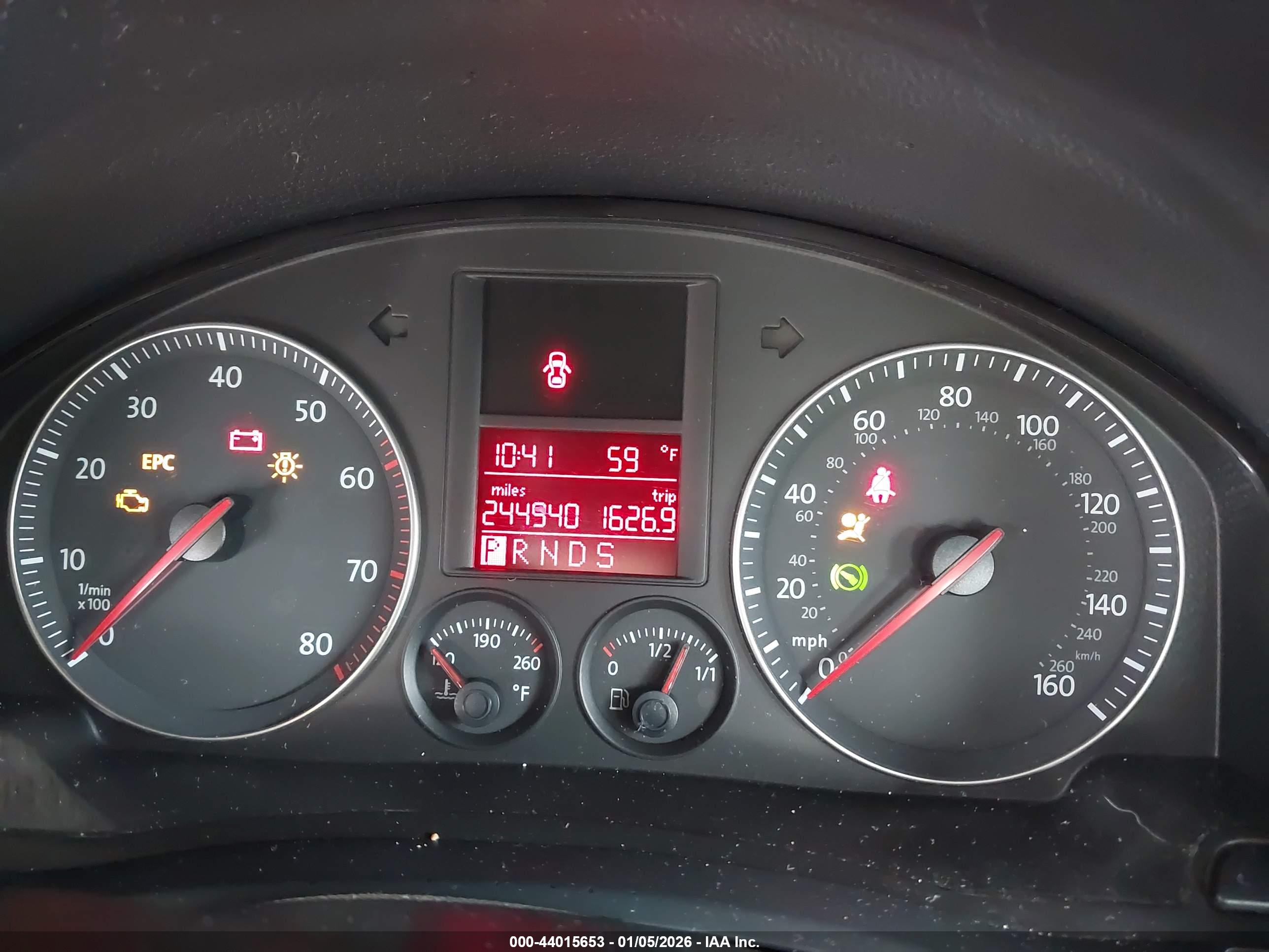VOLKSWAGEN JETTA image 7