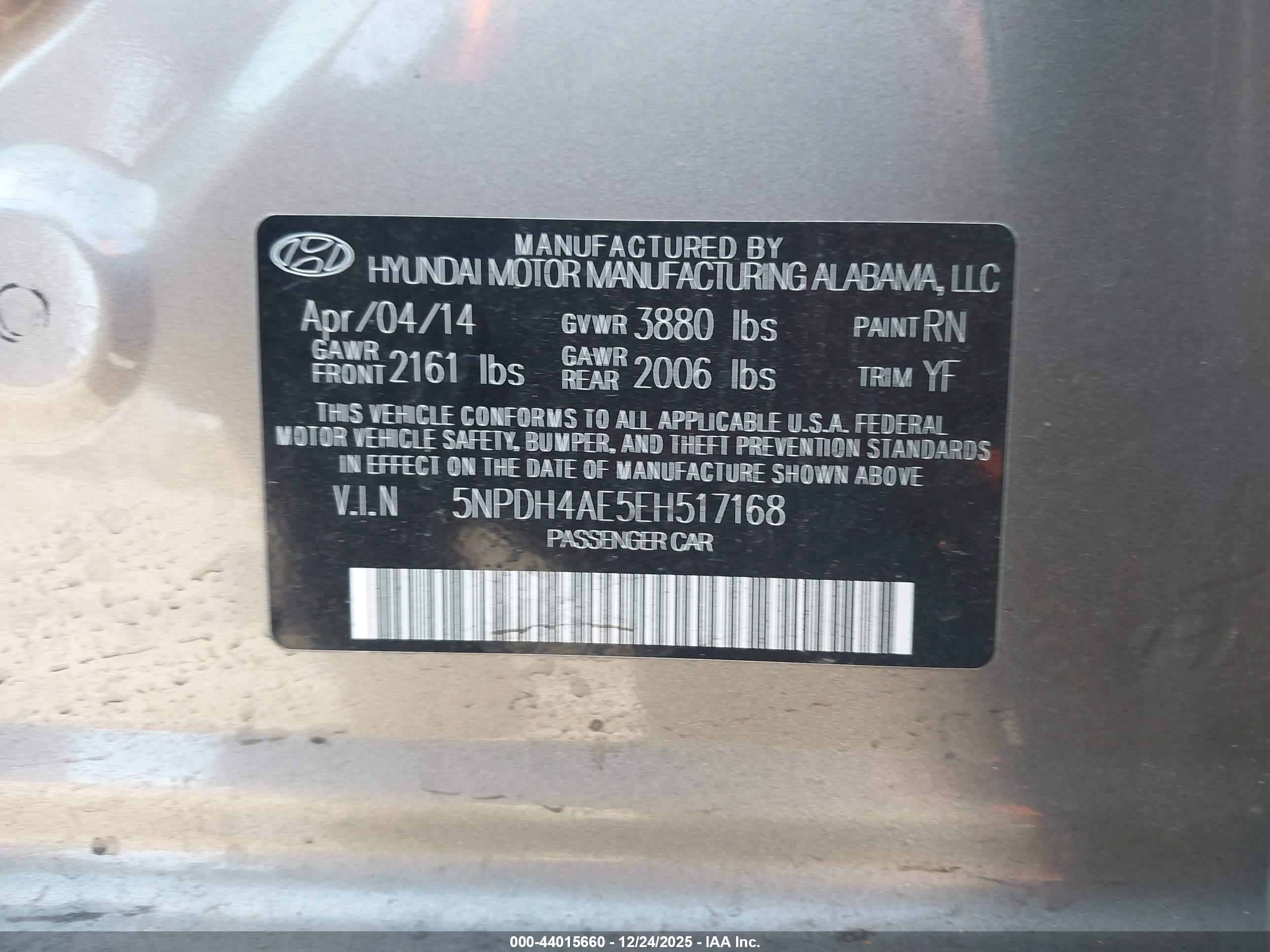 HYUNDAI ELANTRA image 9