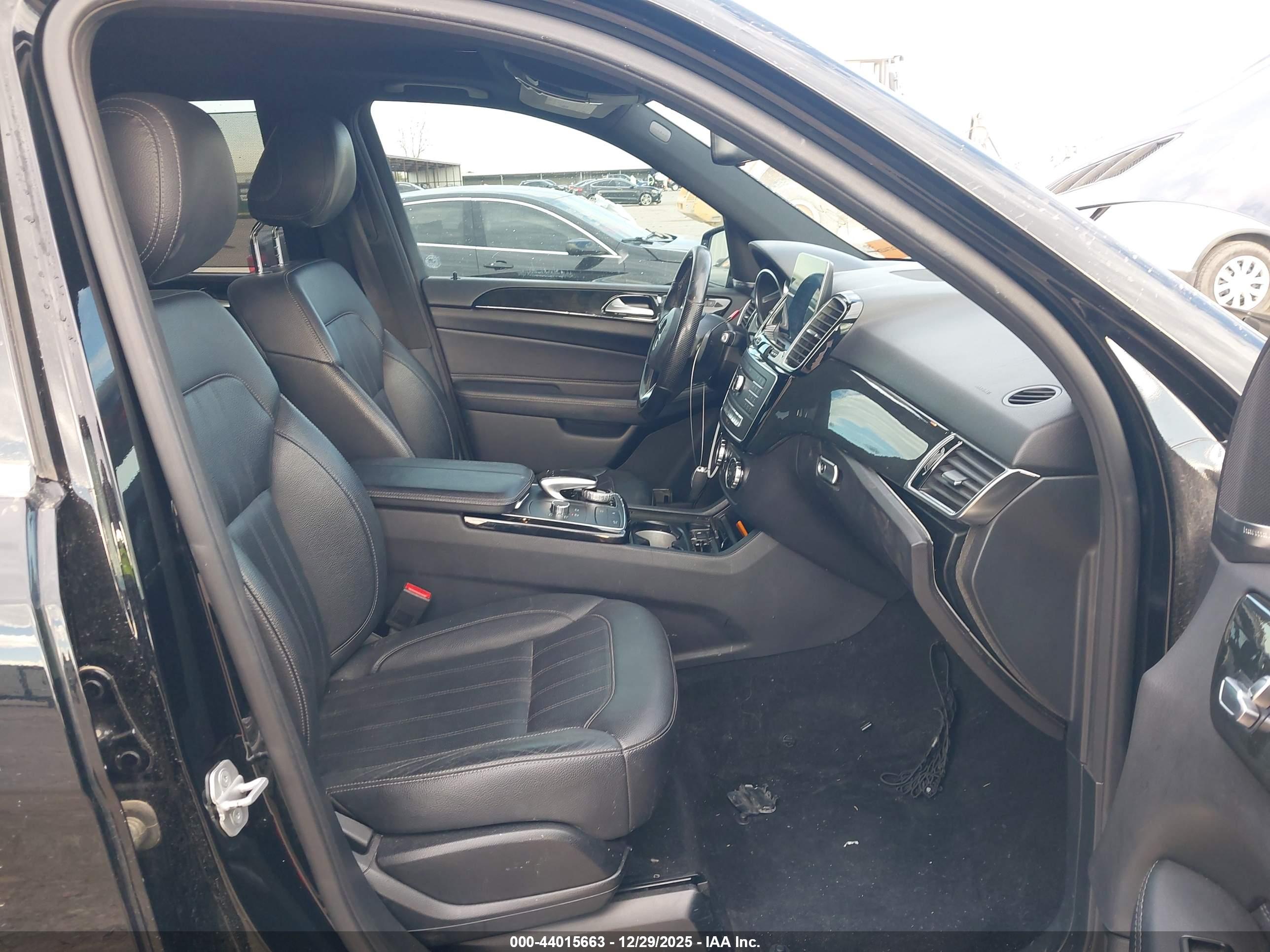MERCEDES-BENZ GLE image 5