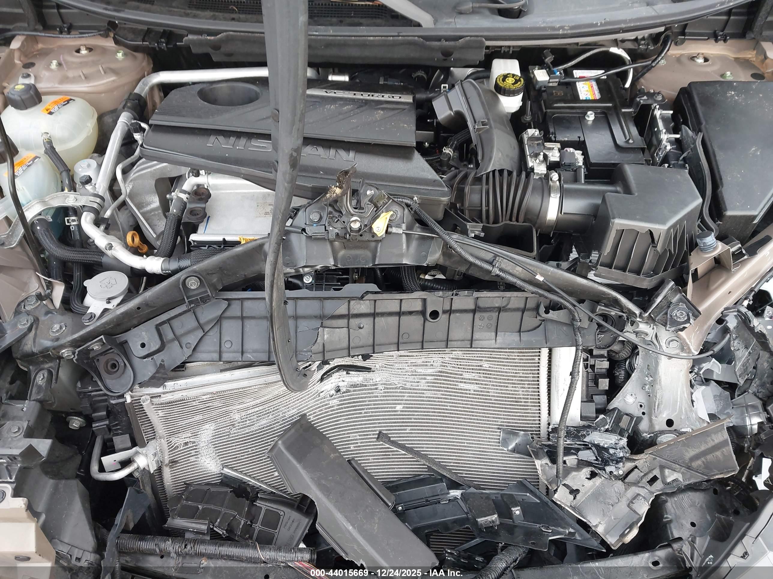 NISSAN ROGUE image 10