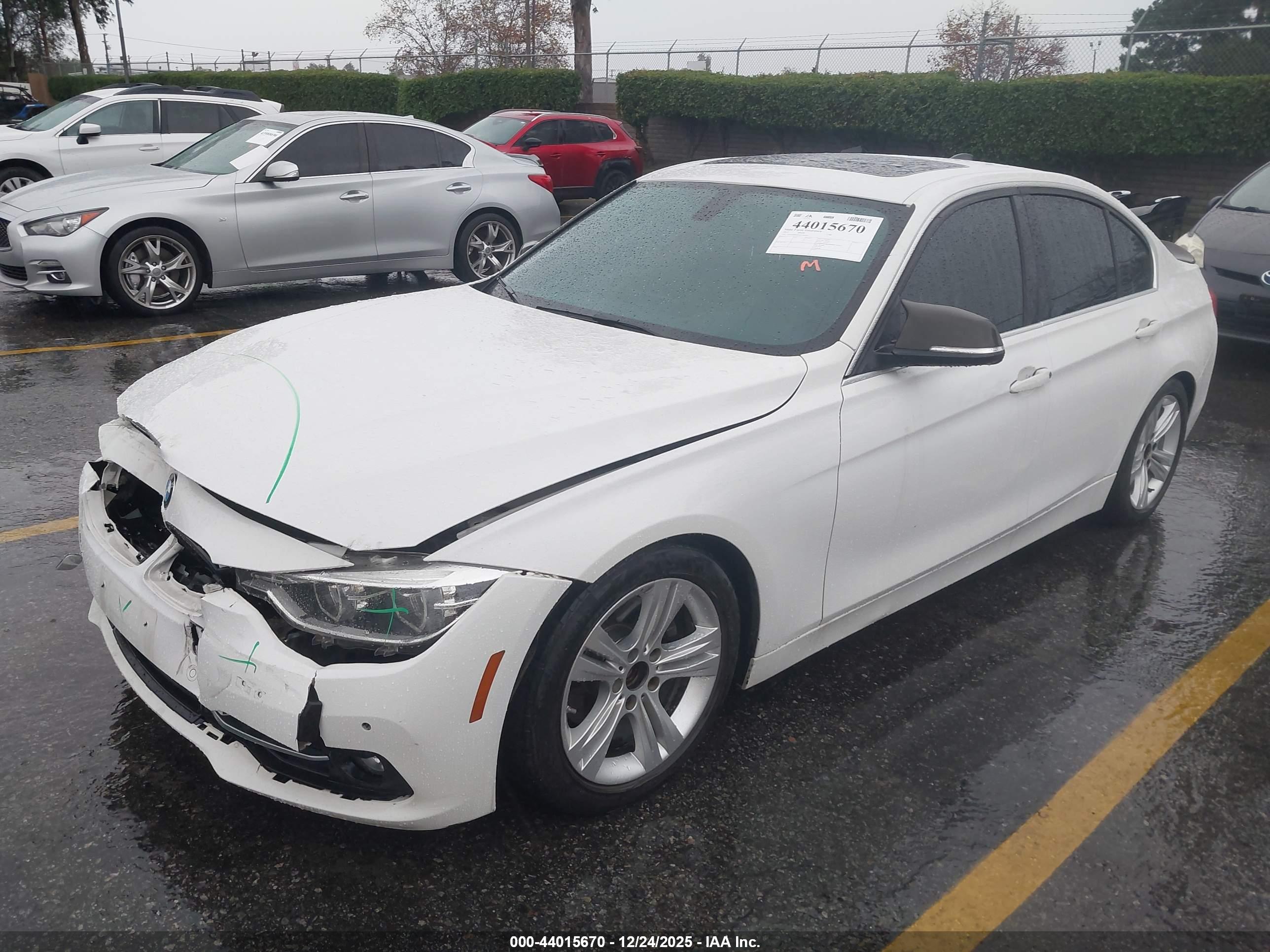 BMW 330I image 2