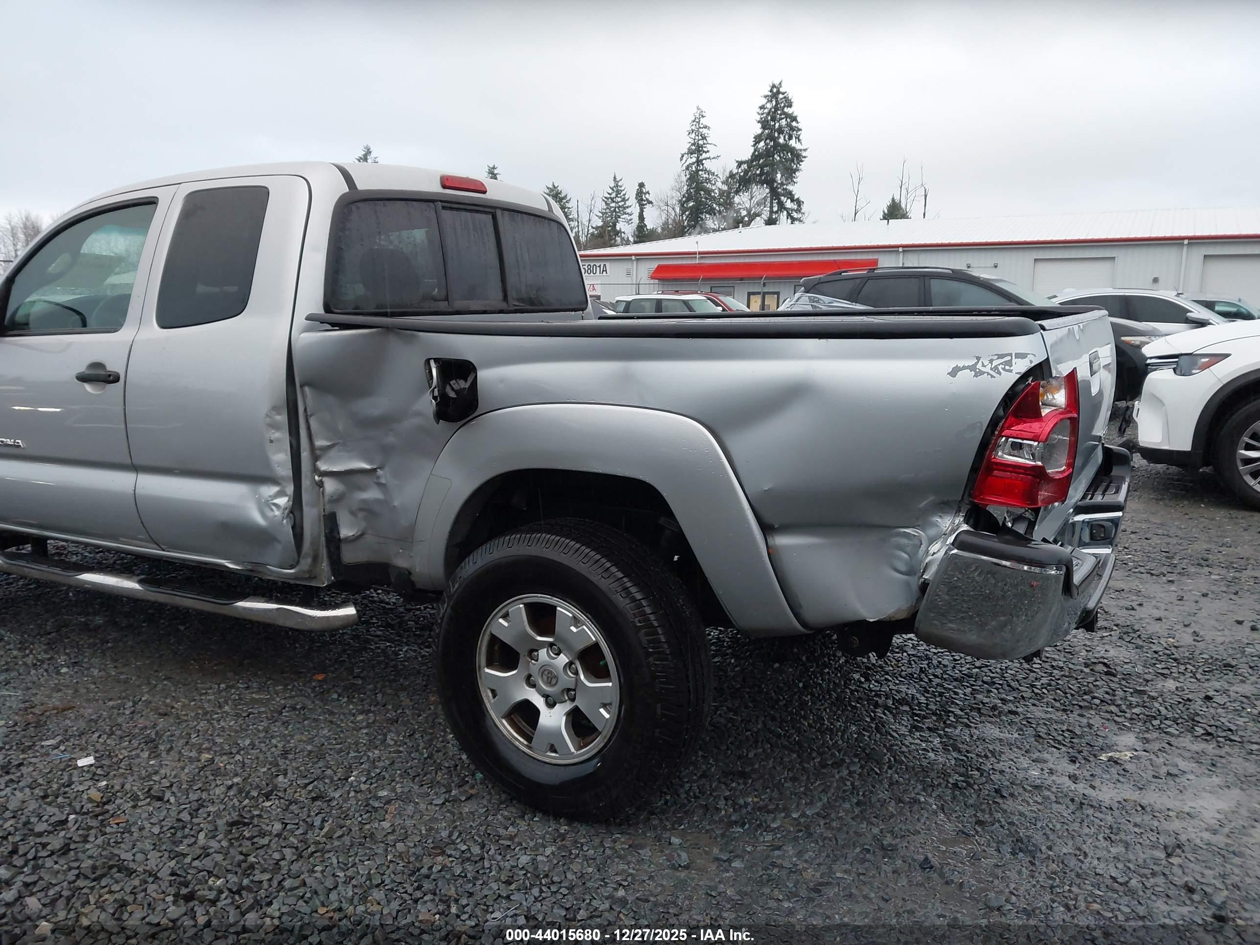 TOYOTA TACOMA image 6