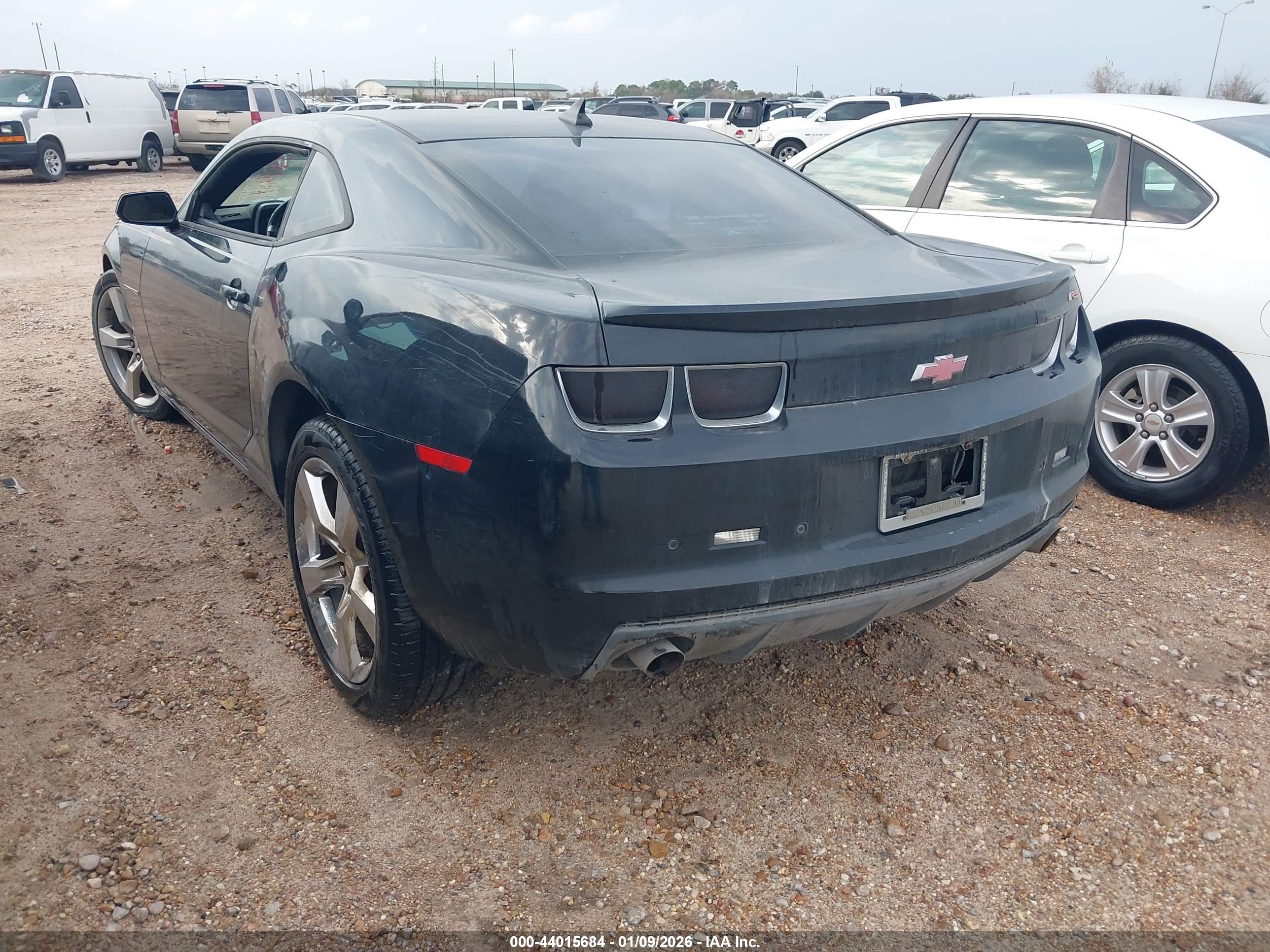 CHEVROLET CAMARO image 3