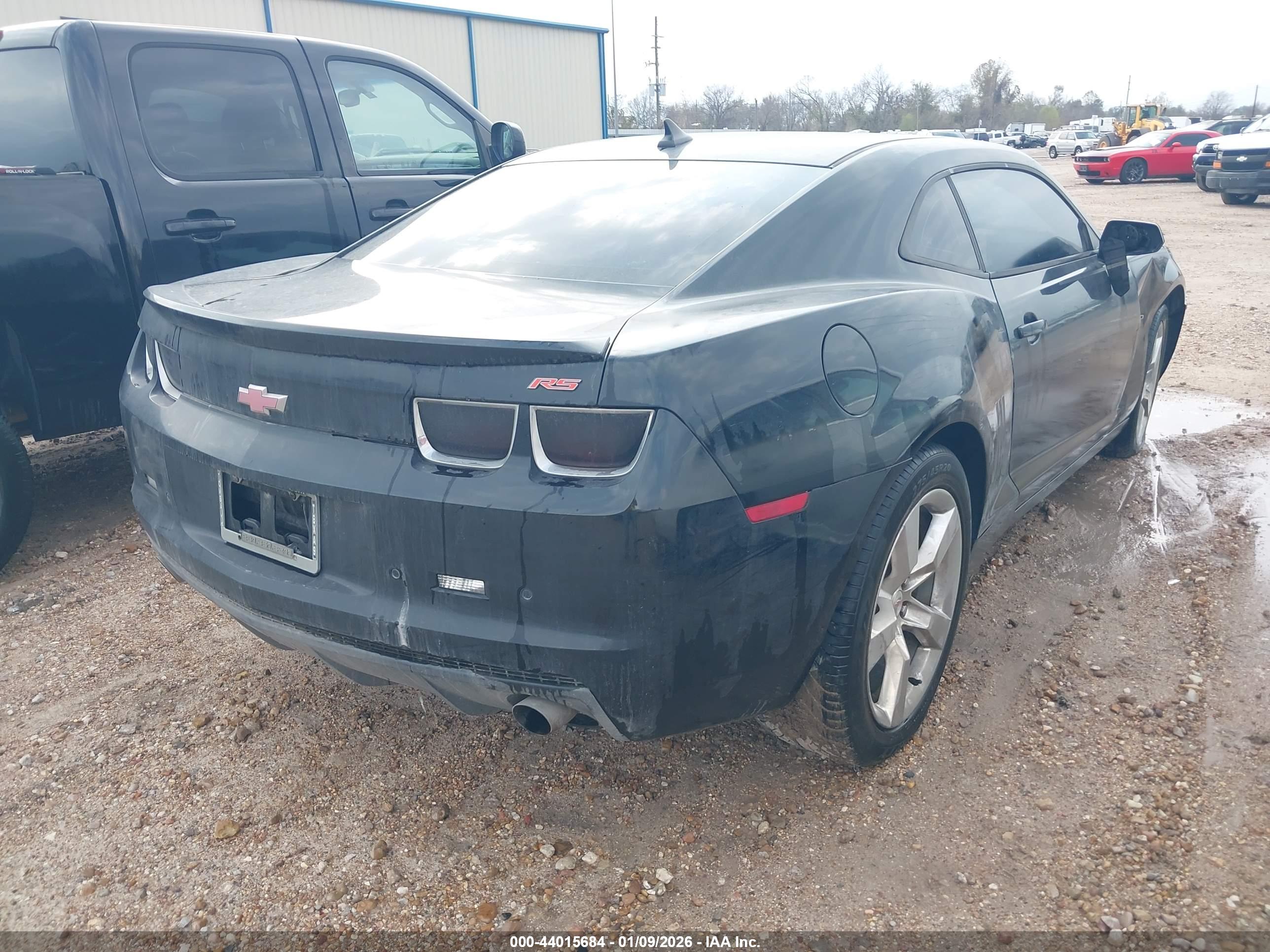 CHEVROLET CAMARO image 4