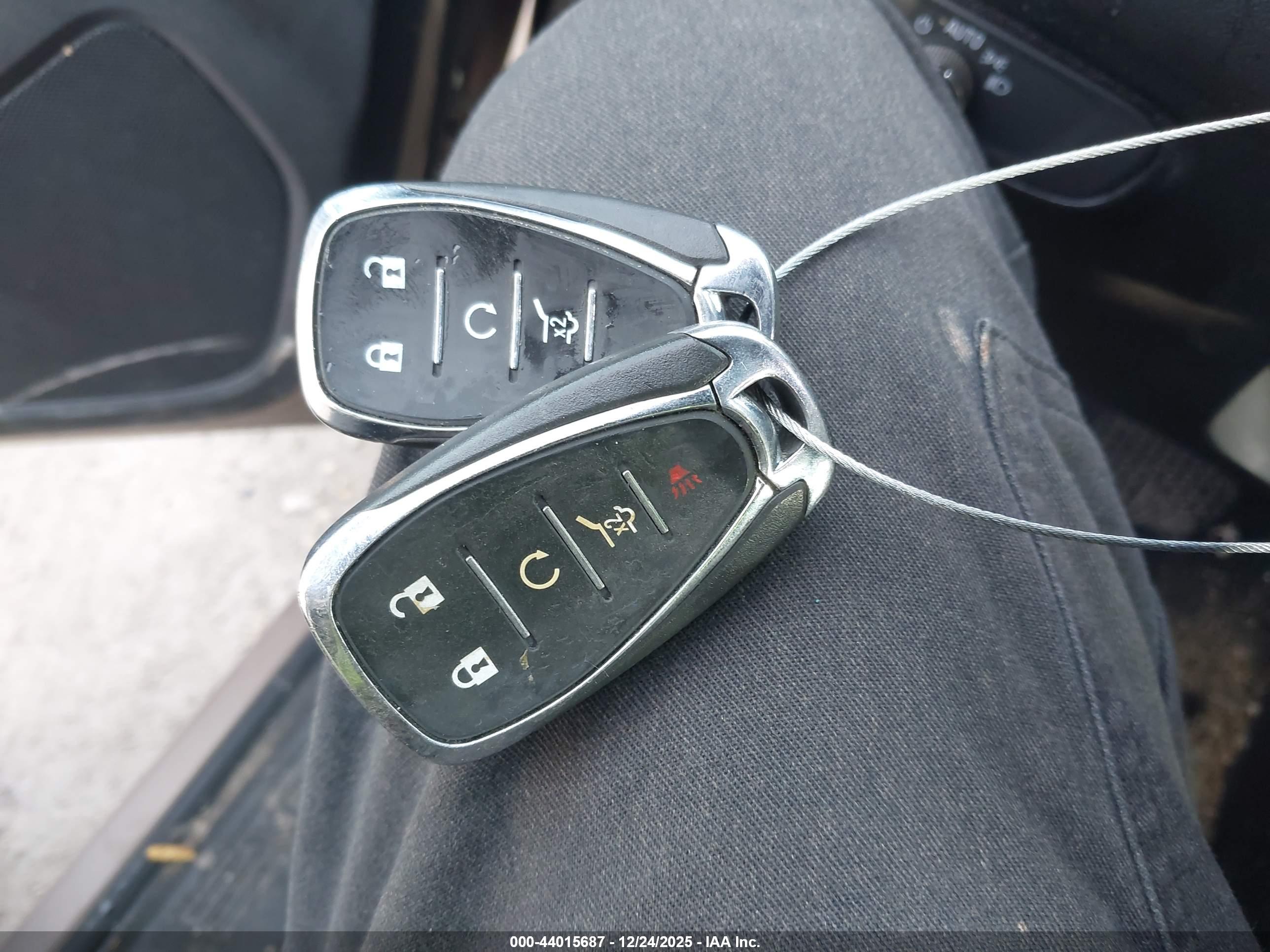 CHEVROLET EQUINOX image 11