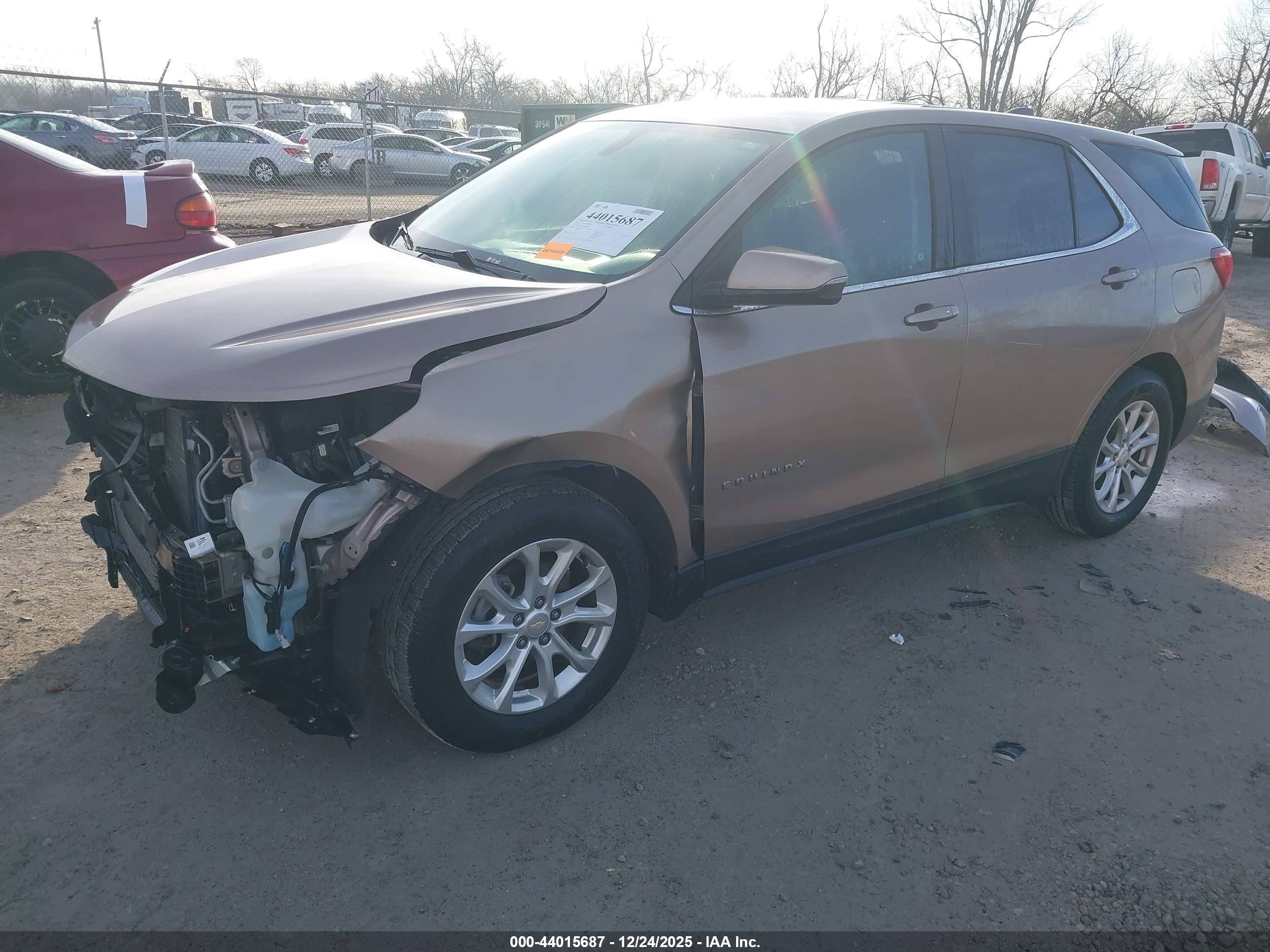 CHEVROLET EQUINOX image 2