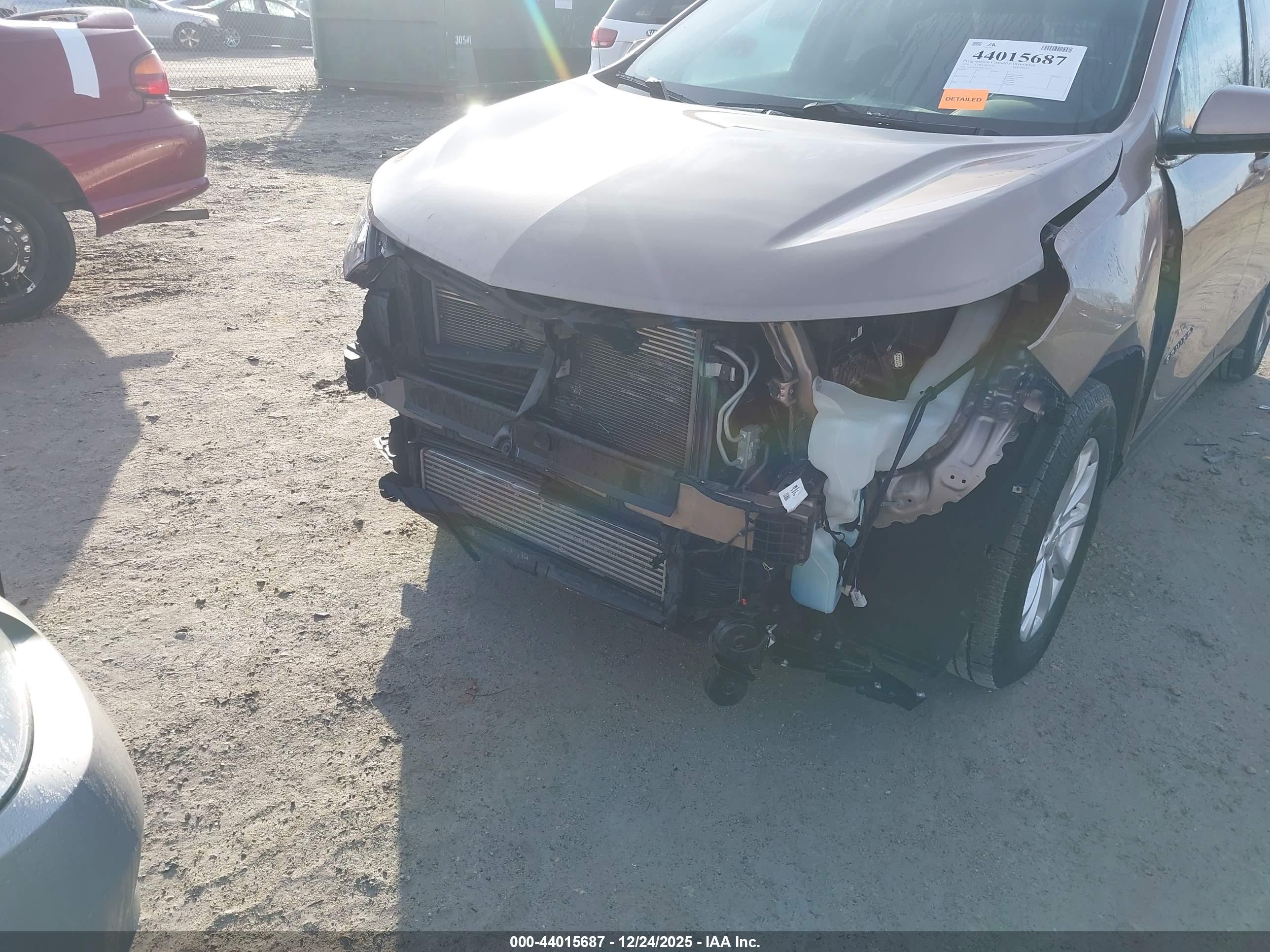 CHEVROLET EQUINOX image 6