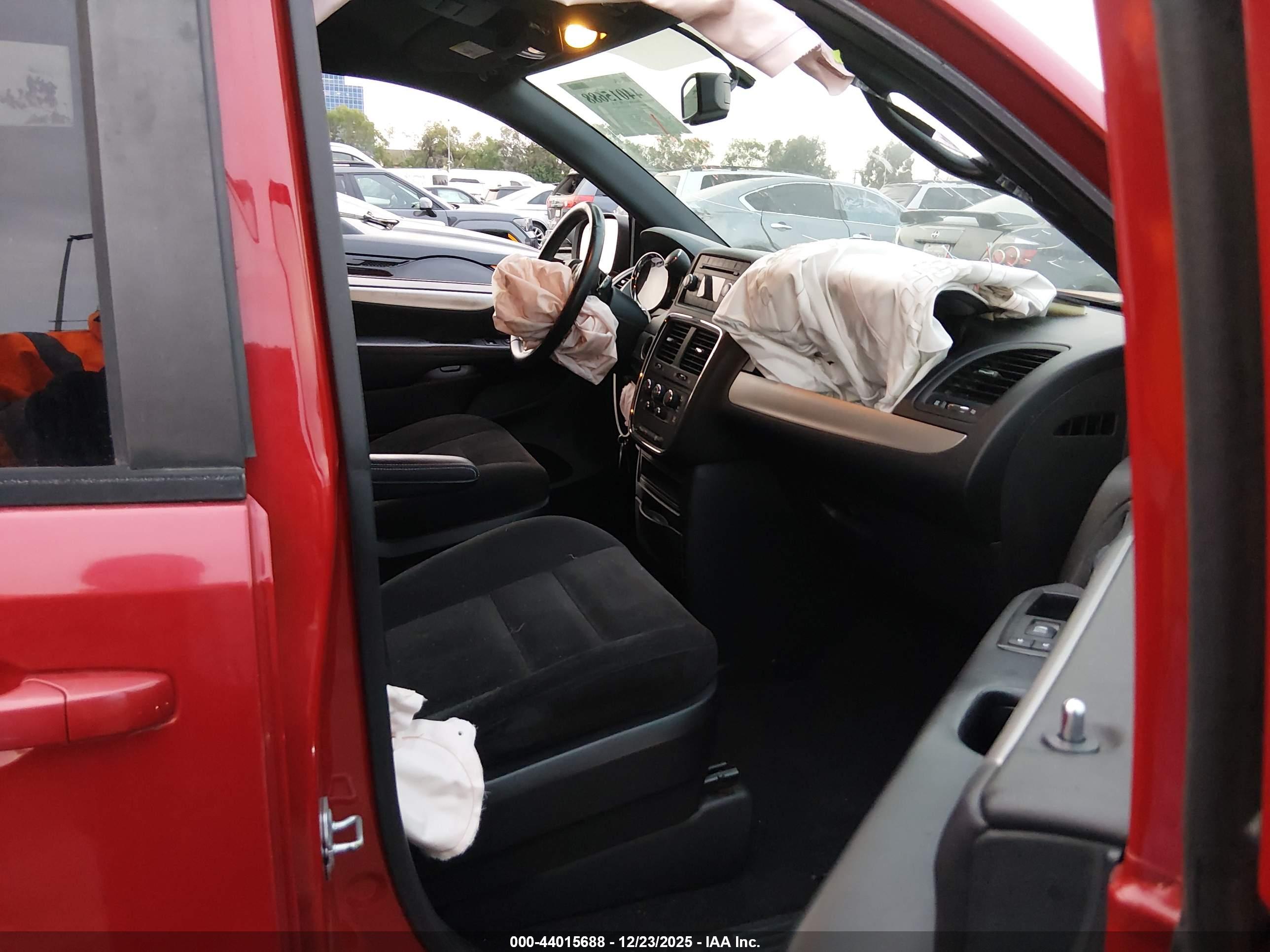 DODGE GRAND image 5