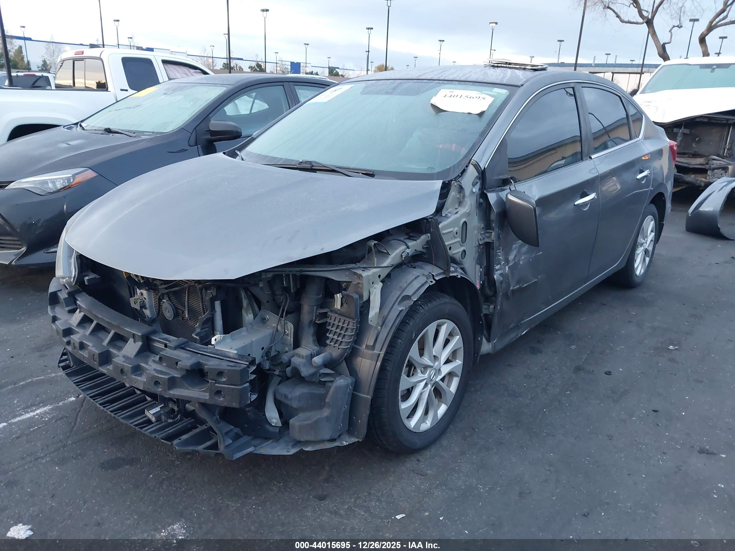 NISSAN SENTRA image 2
