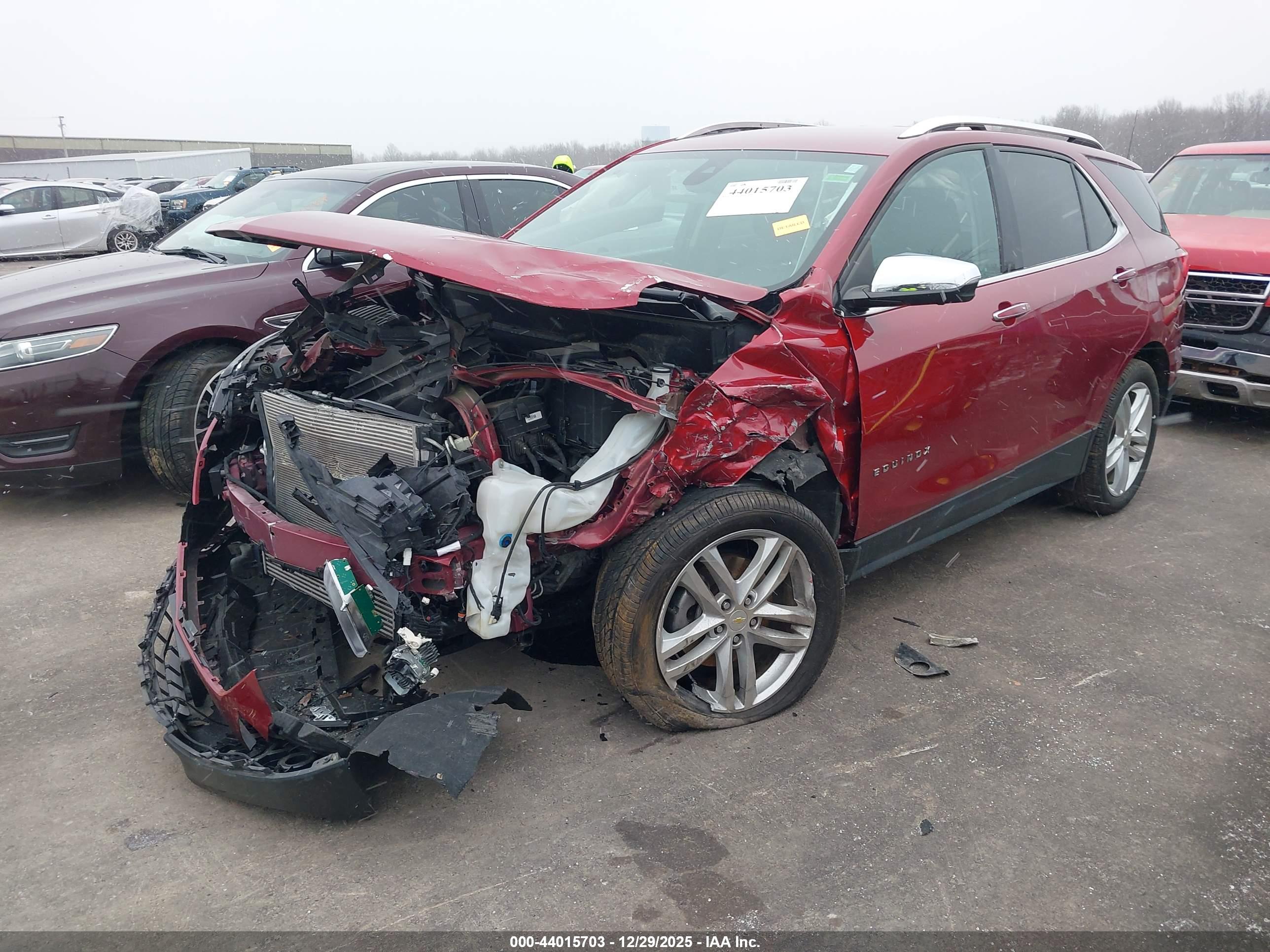 CHEVROLET EQUINOX image 2