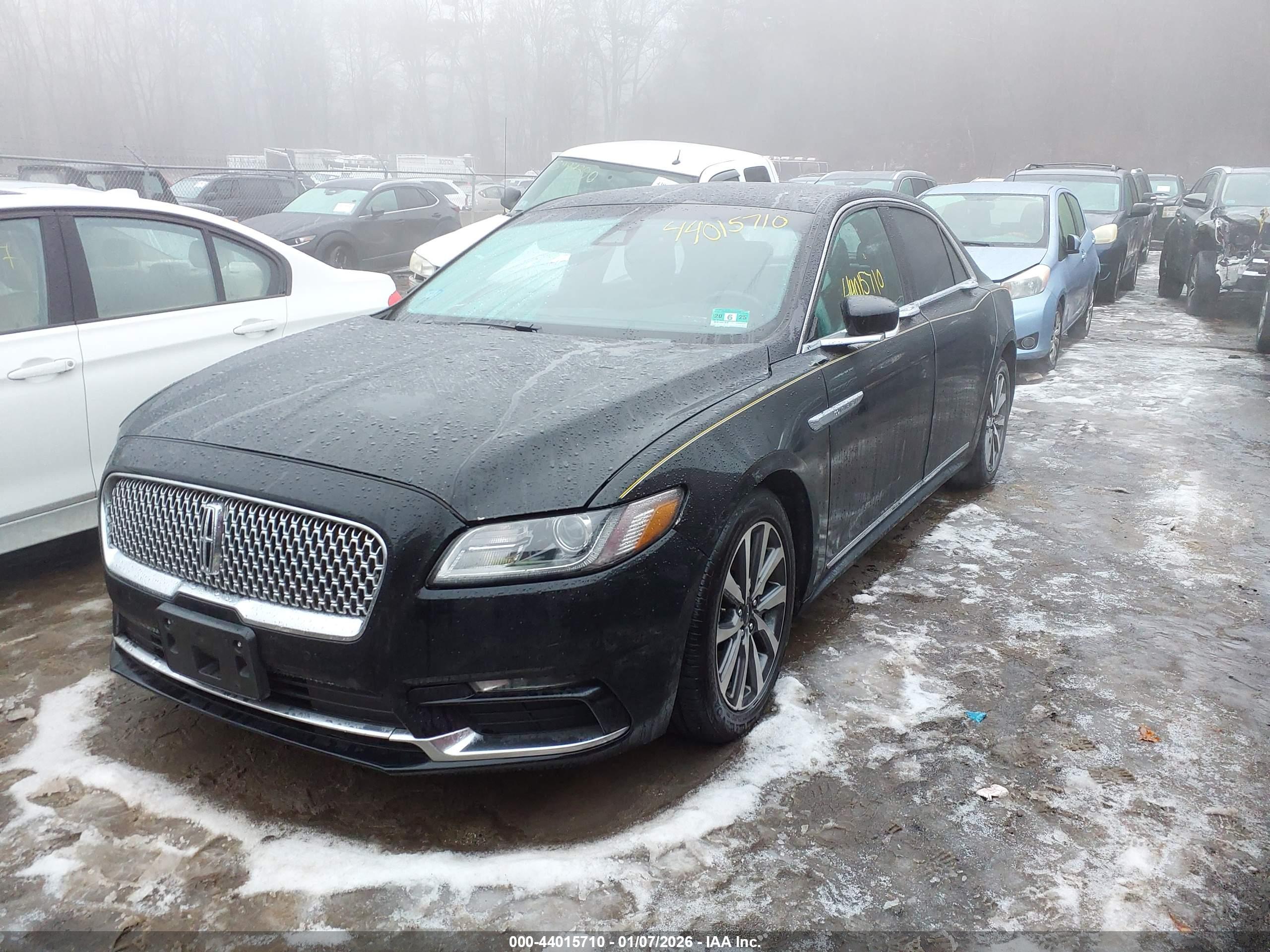 LINCOLN CONTINENTAL image 2