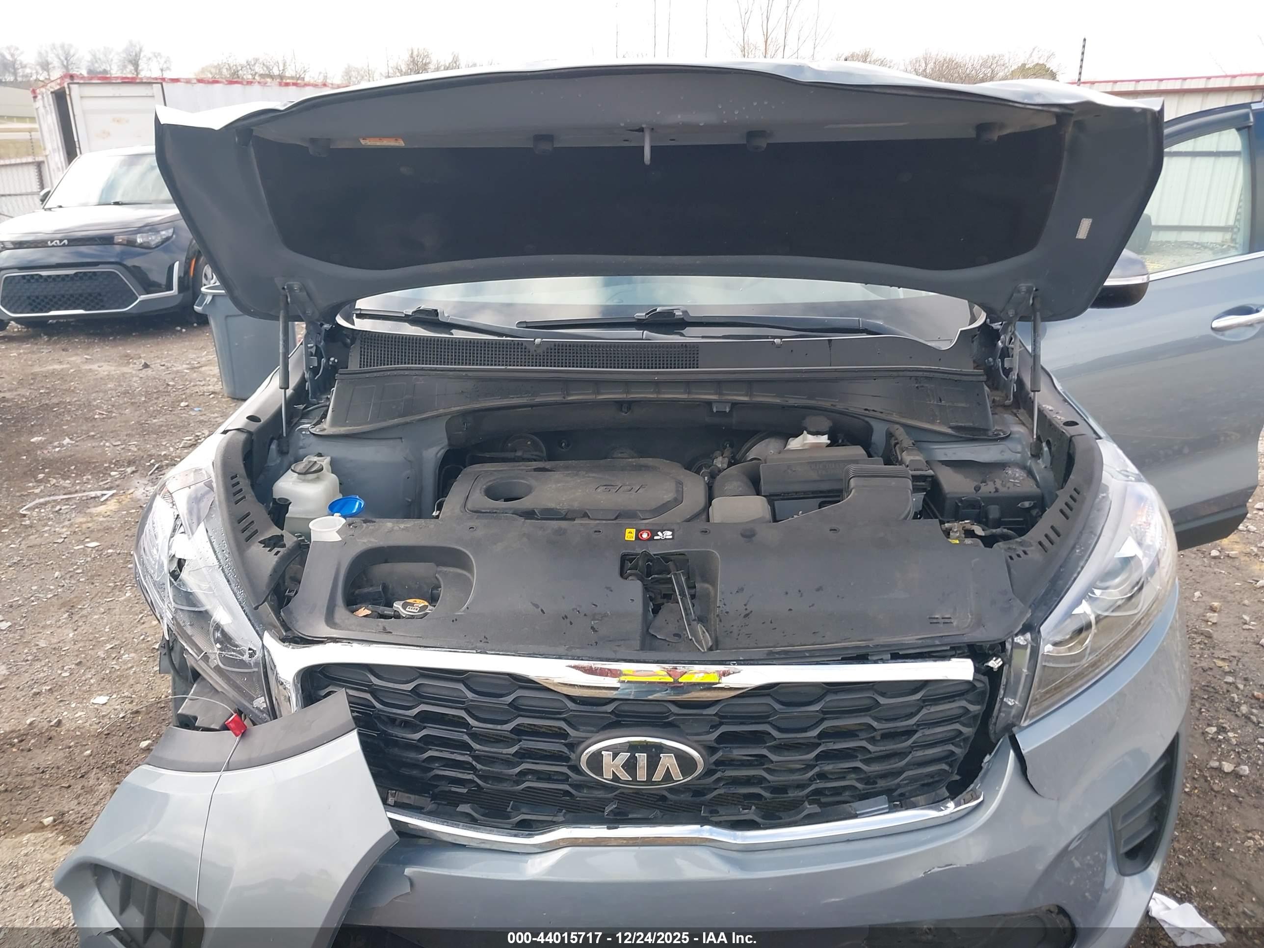 KIA SORENTO image 10