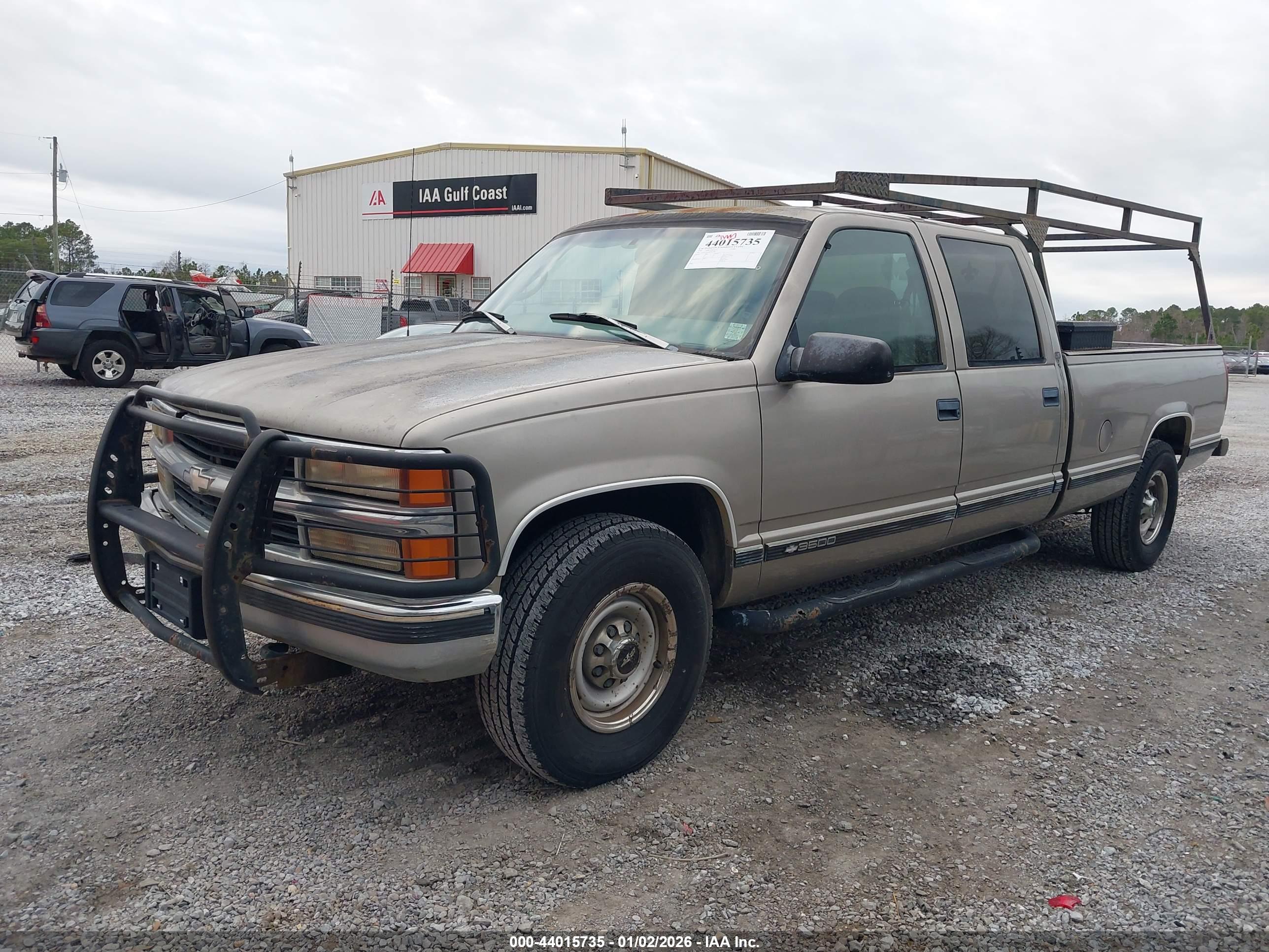 CHEVROLET C3500 image 6