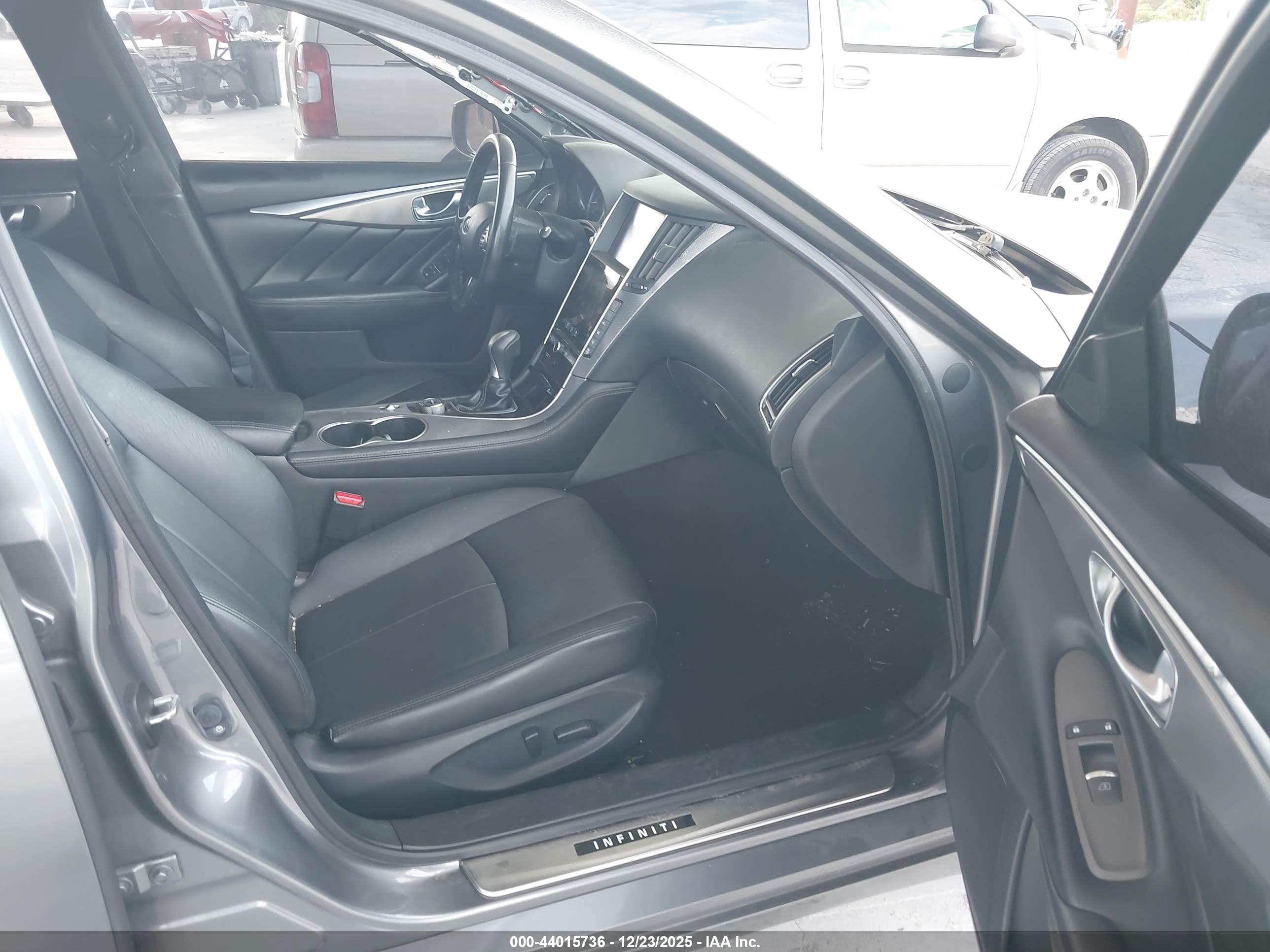 INFINITI Q50 image 5