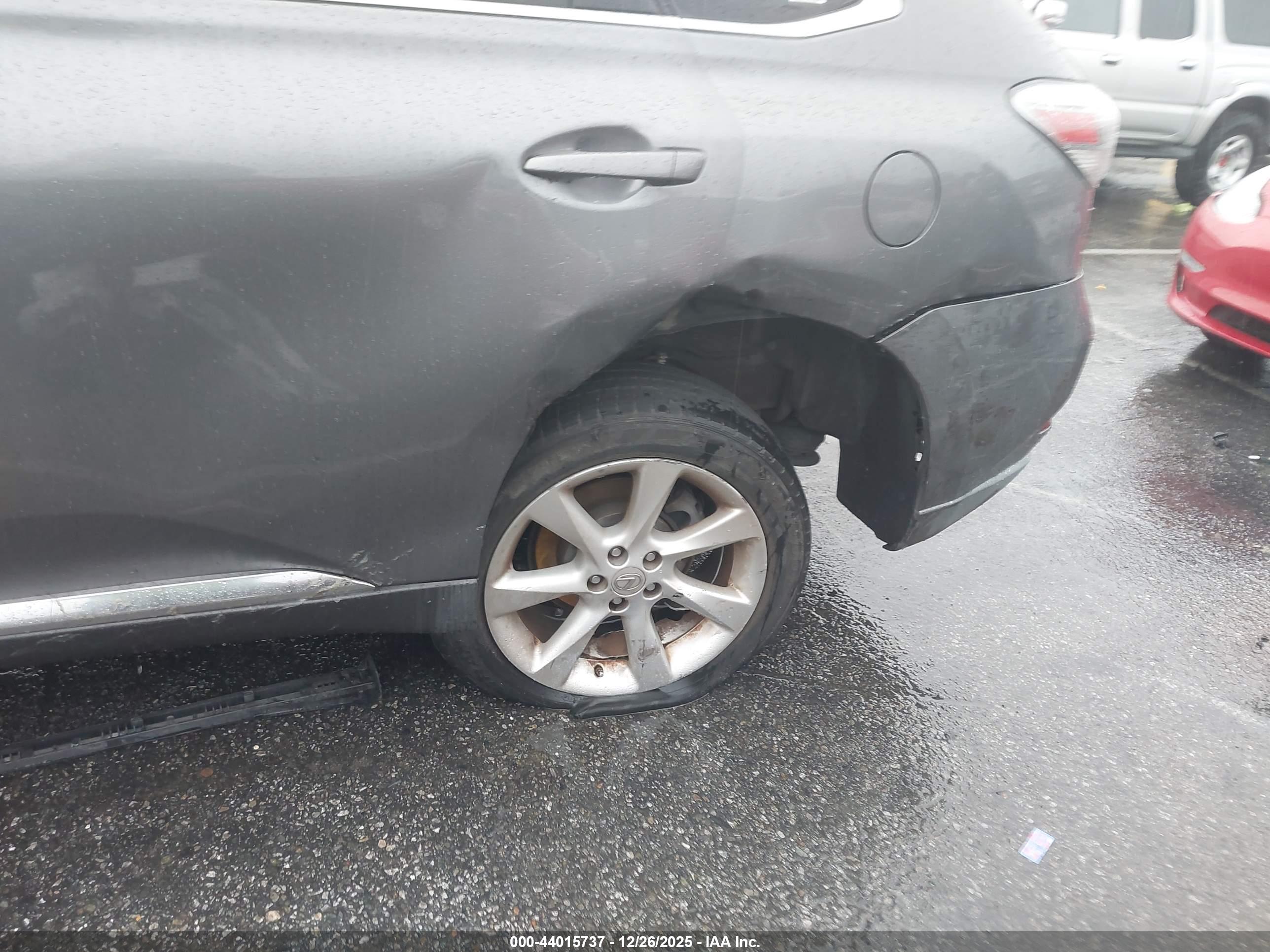 LEXUS RX image 6