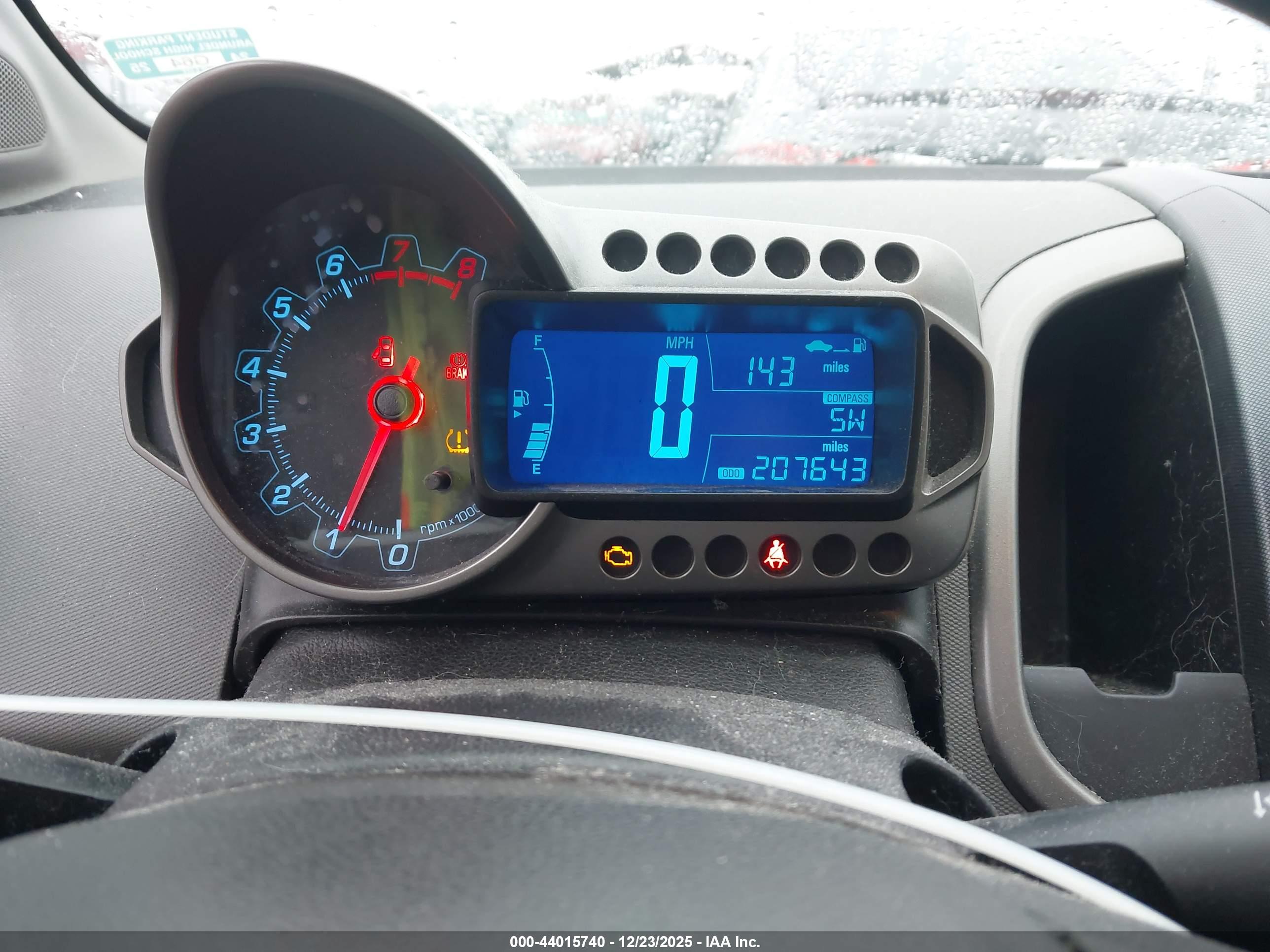 CHEVROLET SONIC image 7