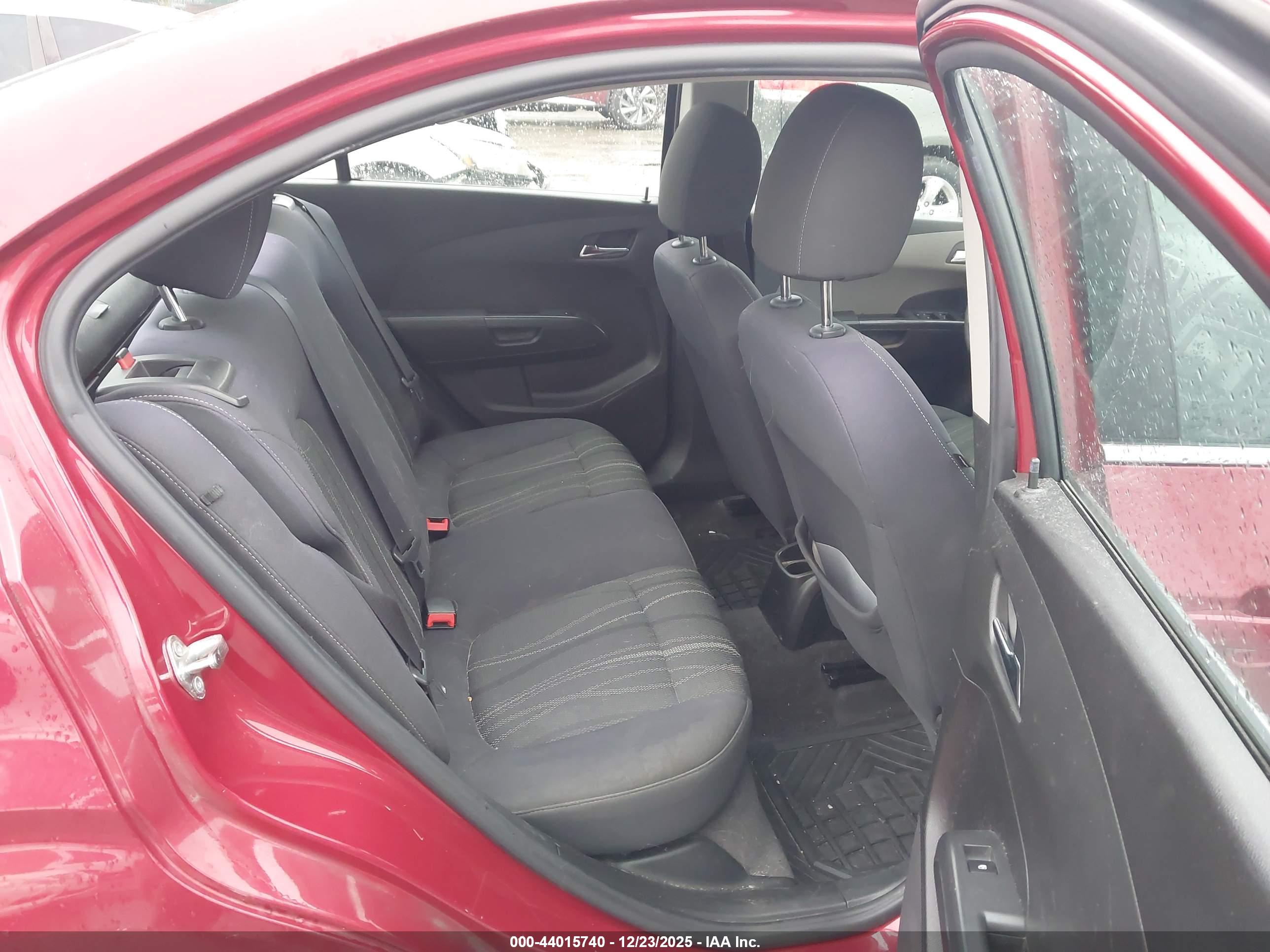 CHEVROLET SONIC image 8