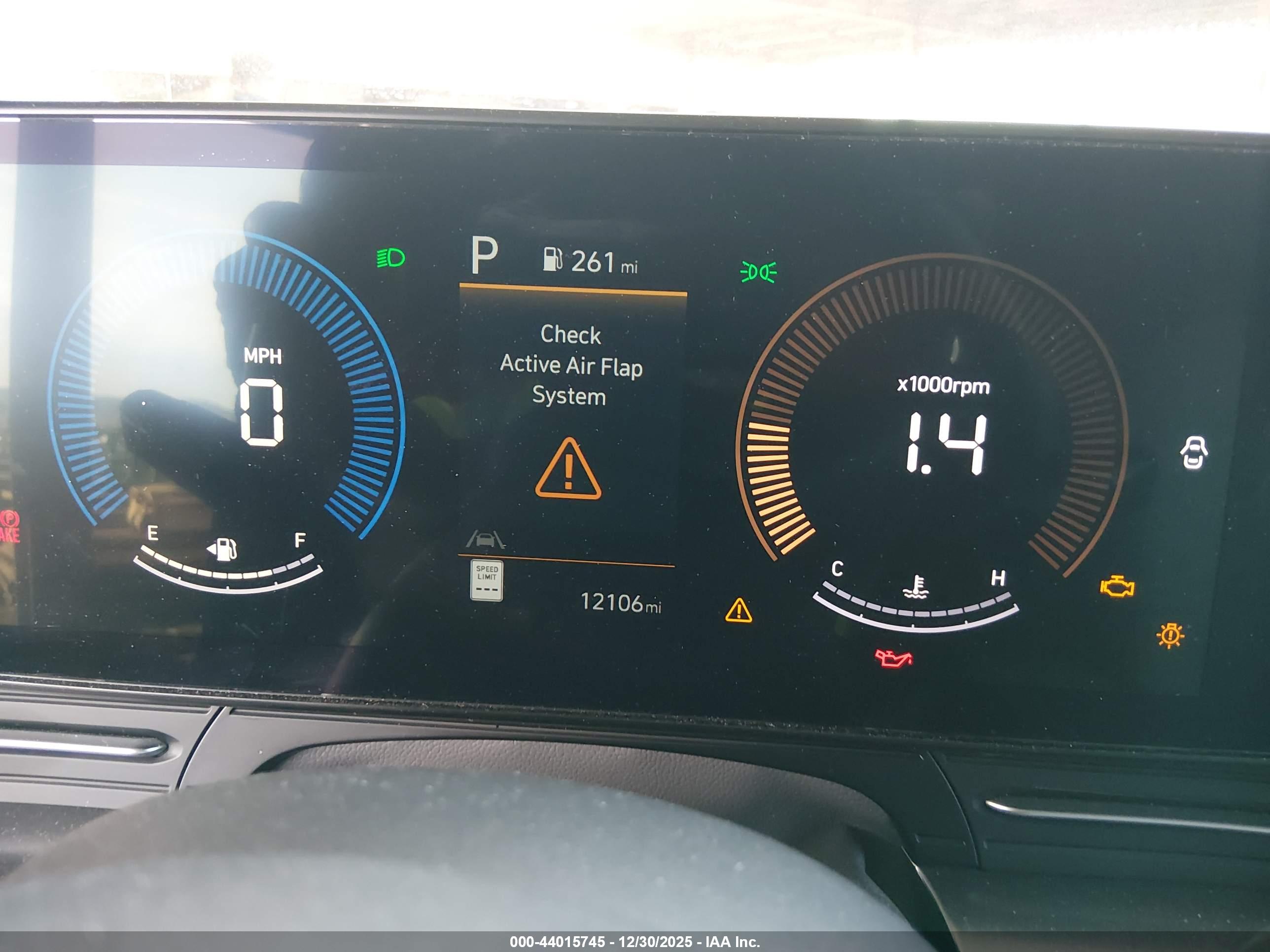 HYUNDAI KONA image 7