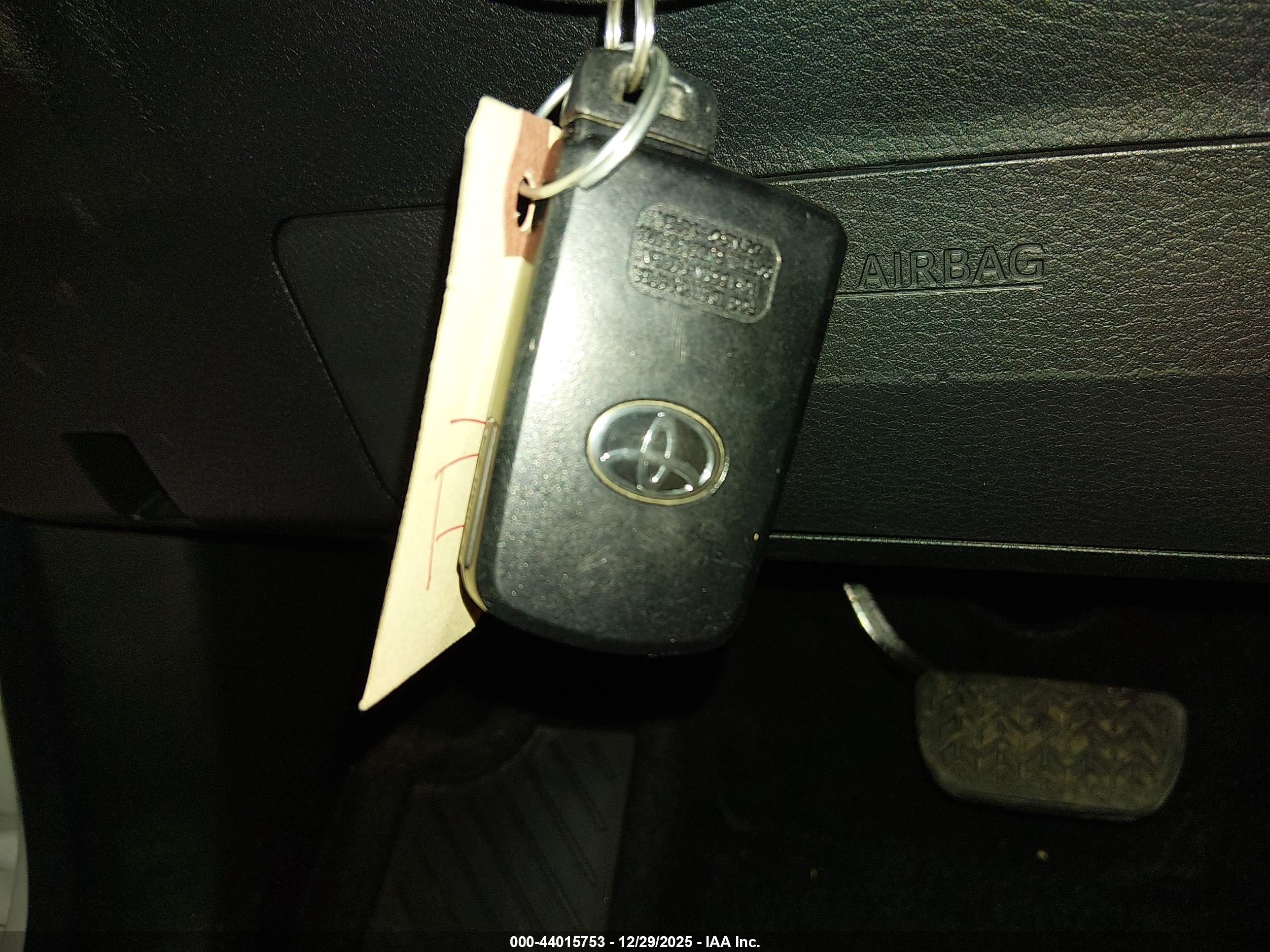 TOYOTA TACOMA image 11