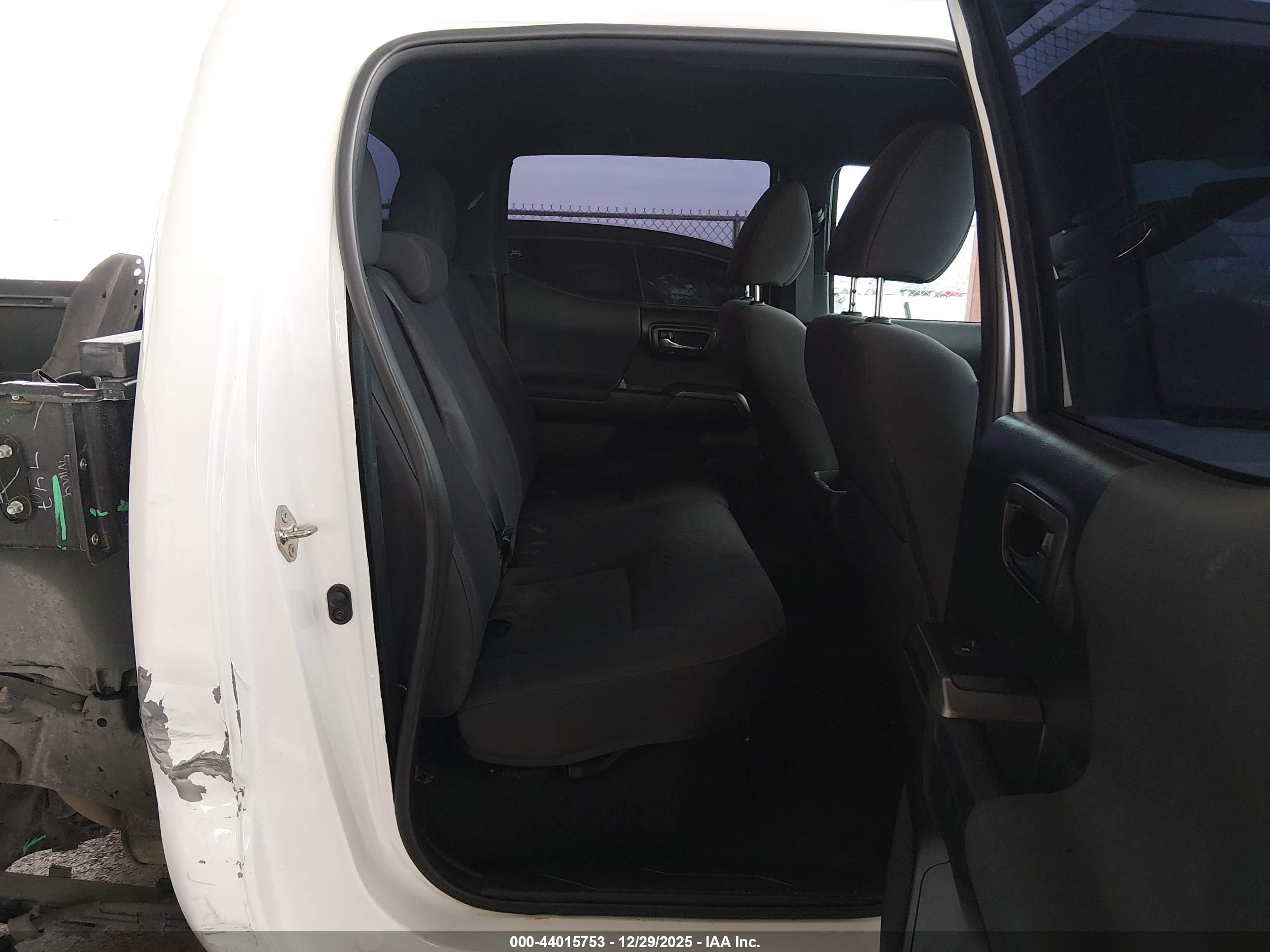 TOYOTA TACOMA image 8