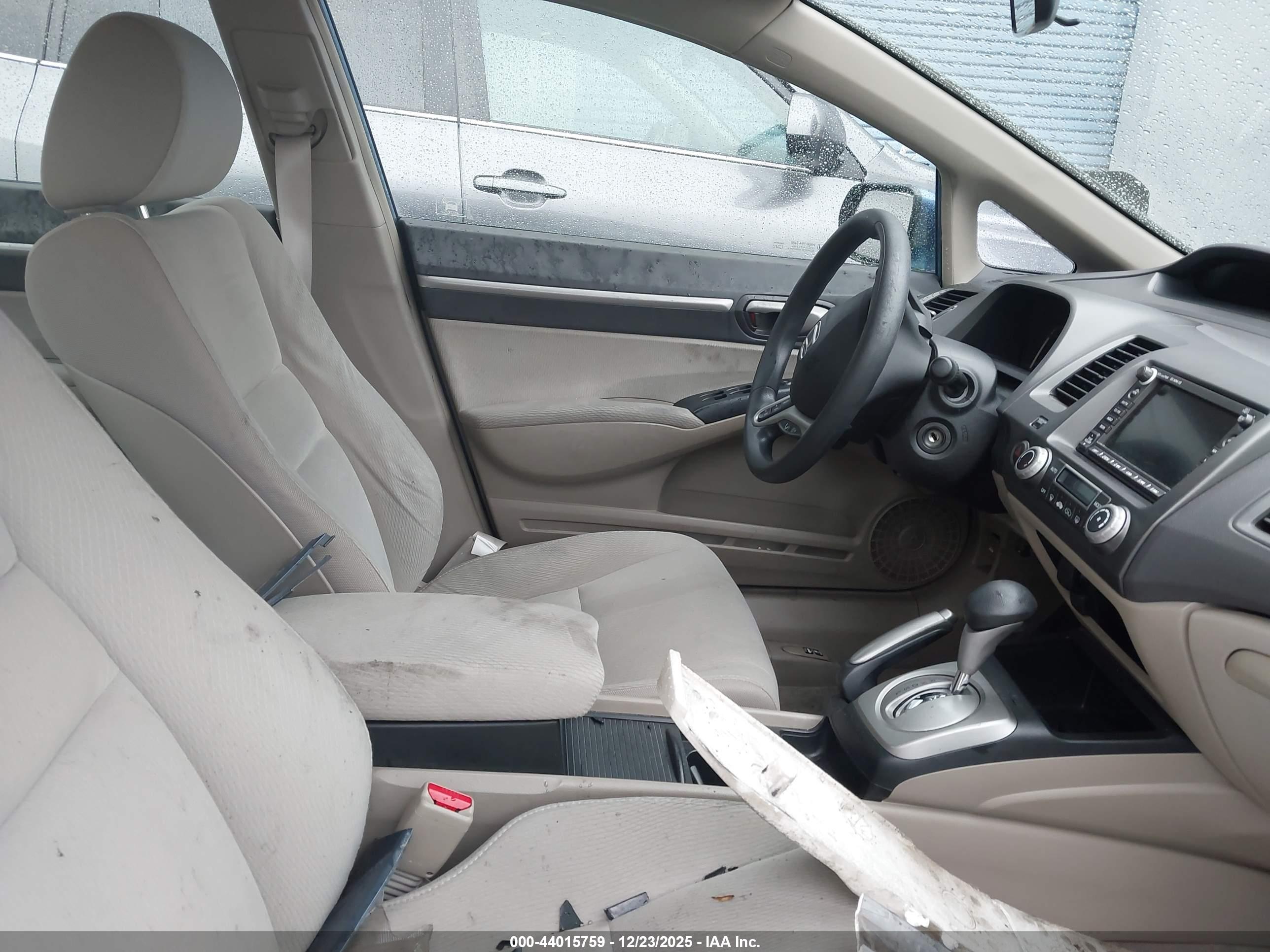 HONDA CIVIC image 5