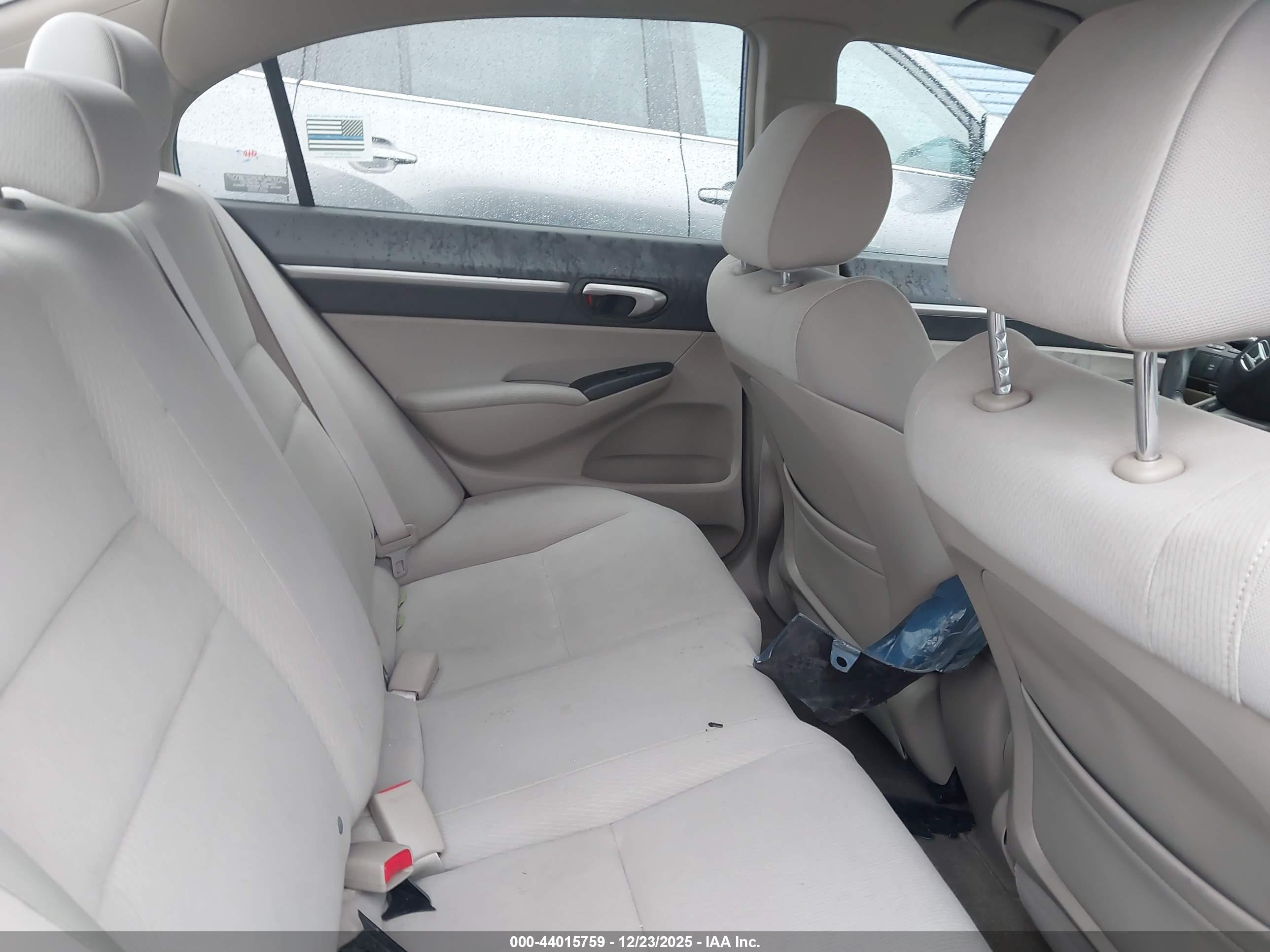 HONDA CIVIC image 8