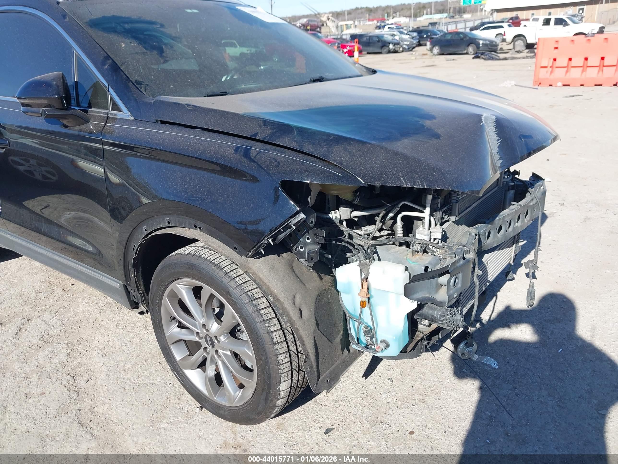 LINCOLN MKC image 6