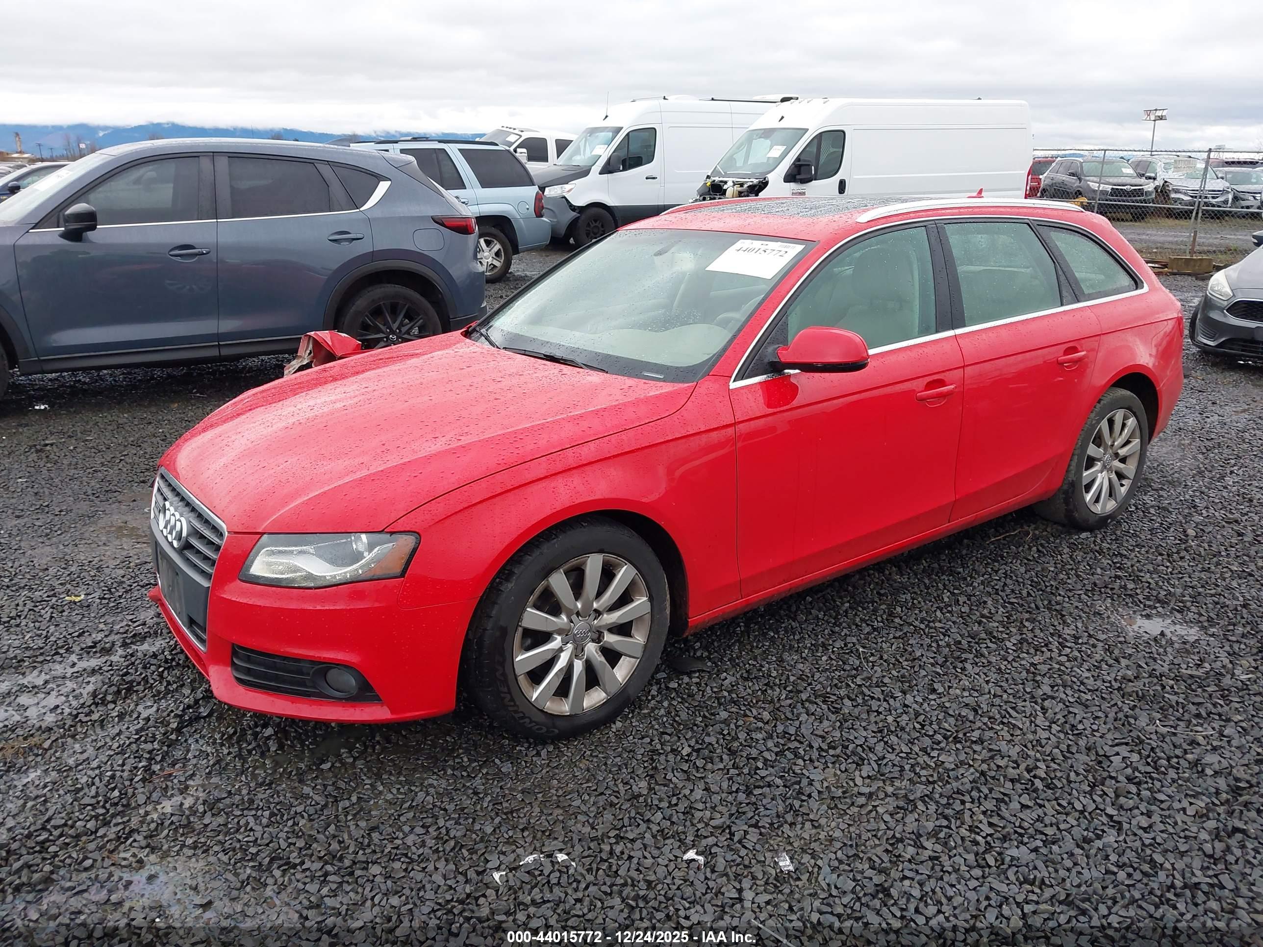 AUDI A4 image 2