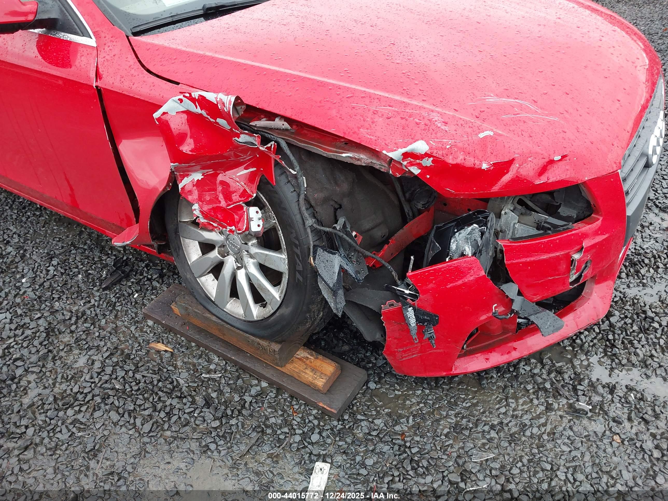 AUDI A4 image 6