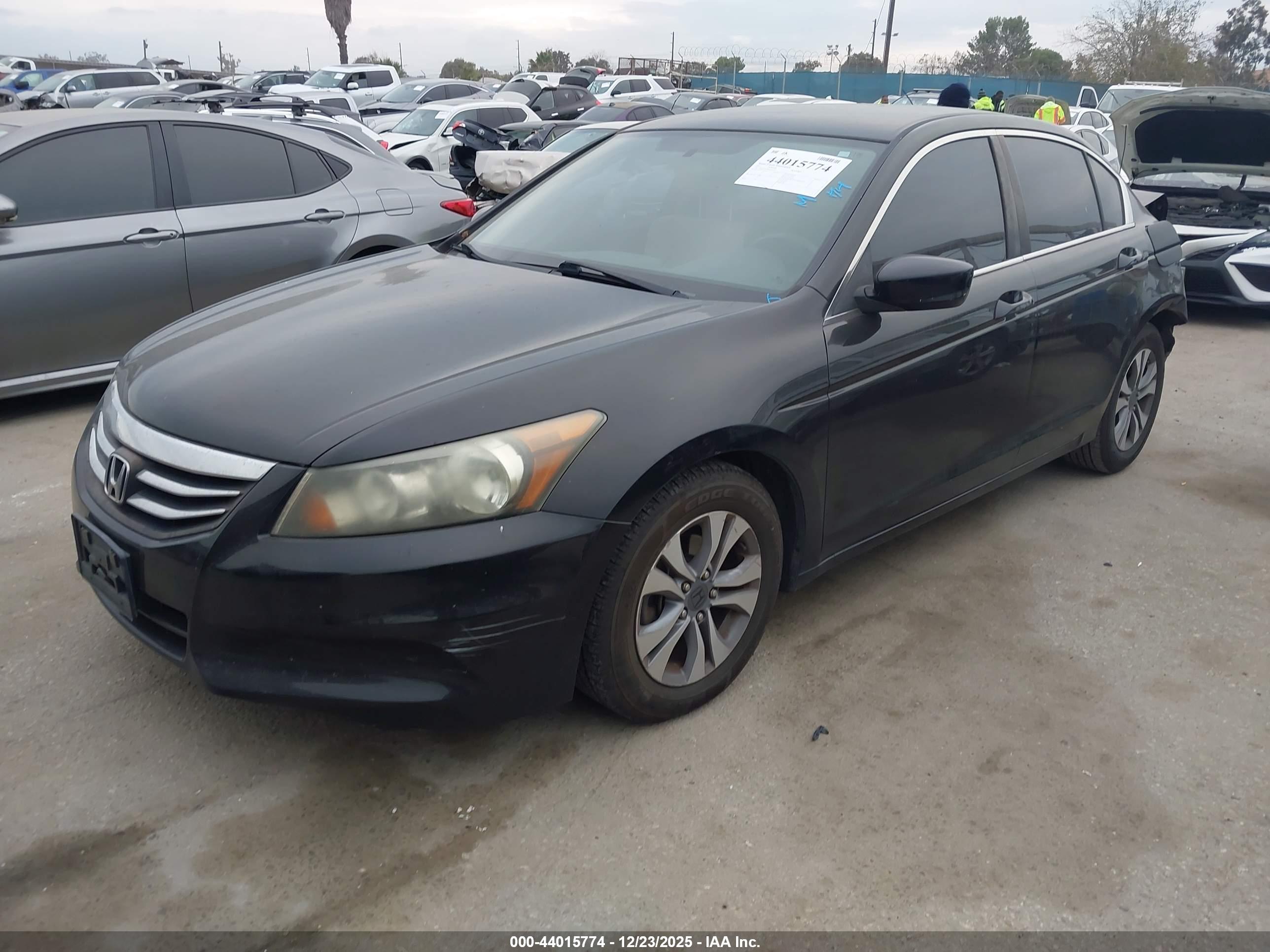 HONDA ACCORD image 2