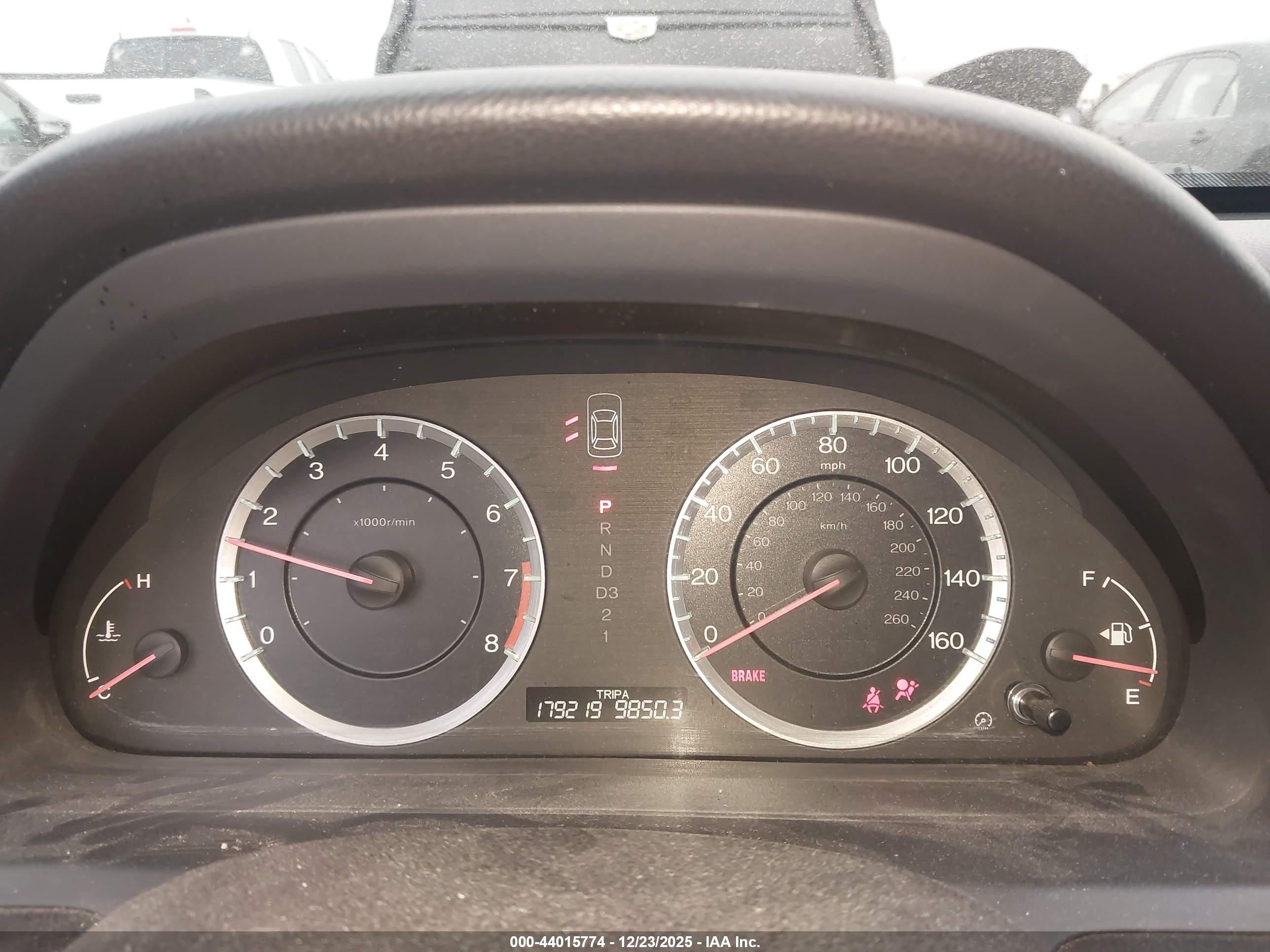 HONDA ACCORD image 7