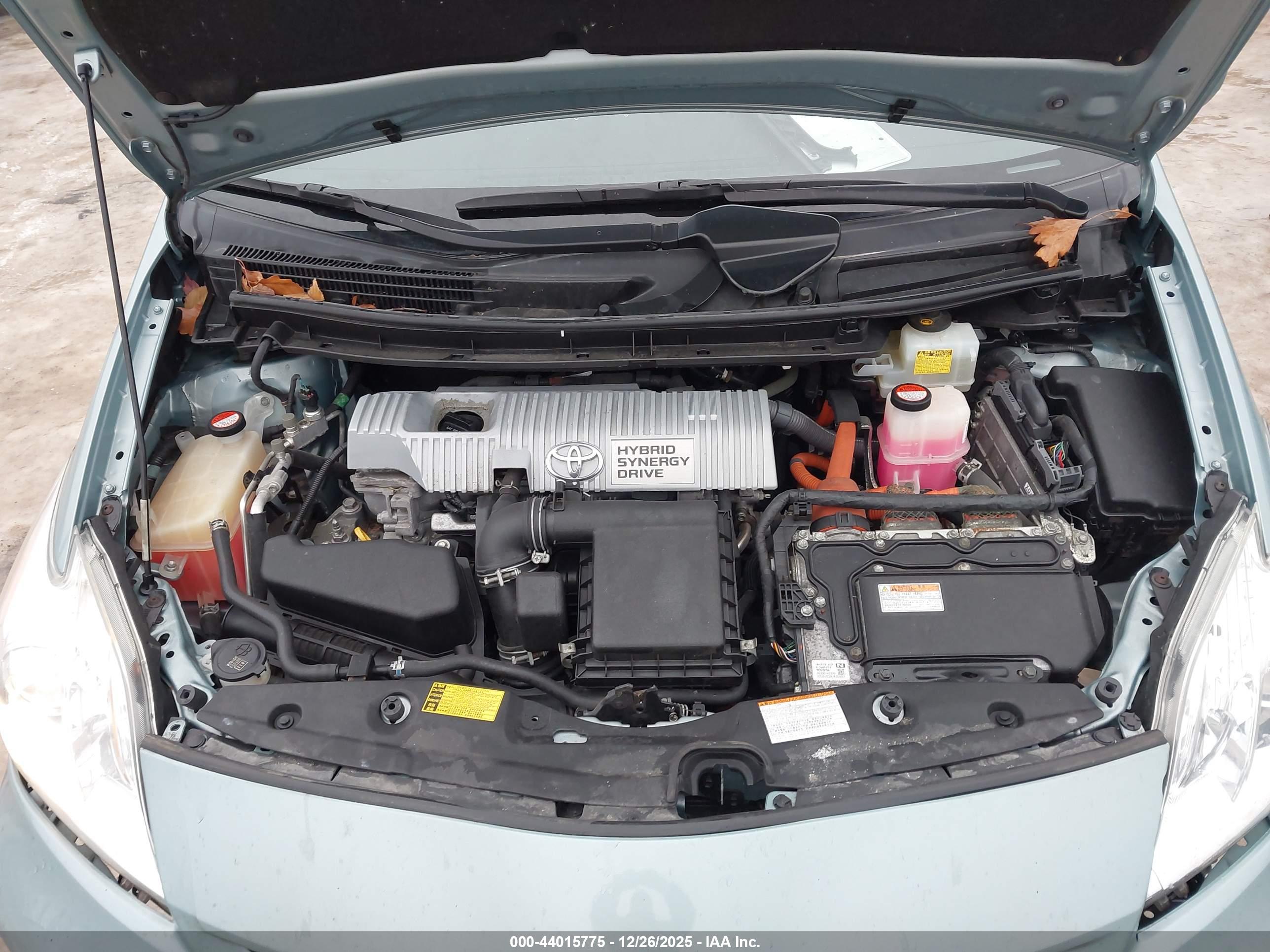 TOYOTA PRIUS image 10