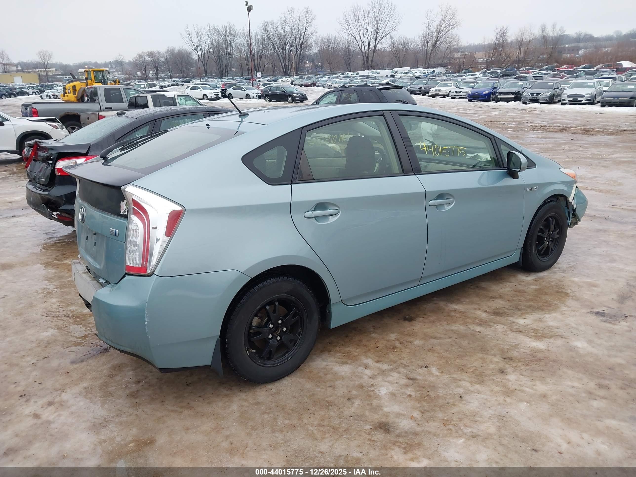 TOYOTA PRIUS image 4