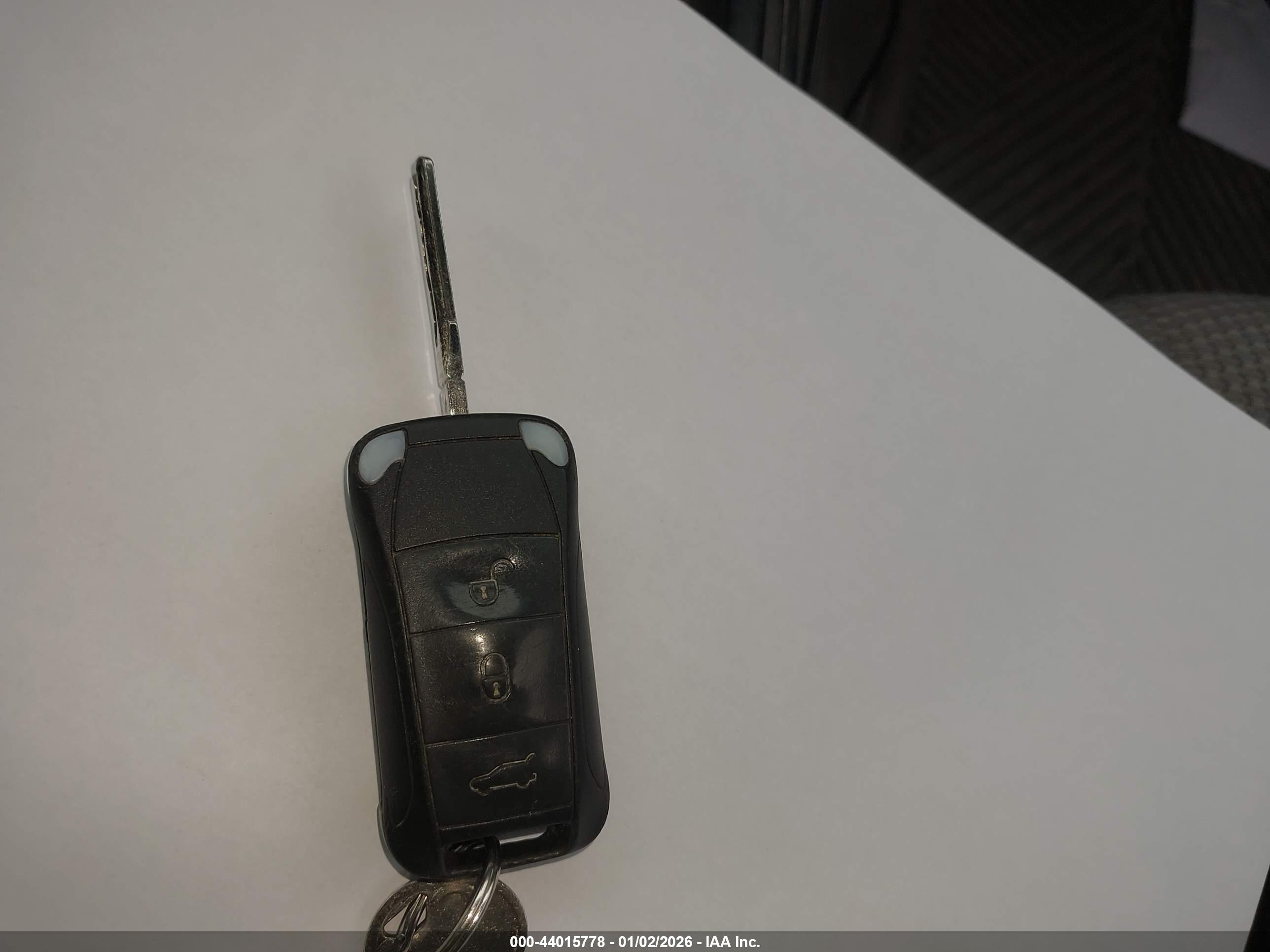 PORSCHE CAYENNE image 11