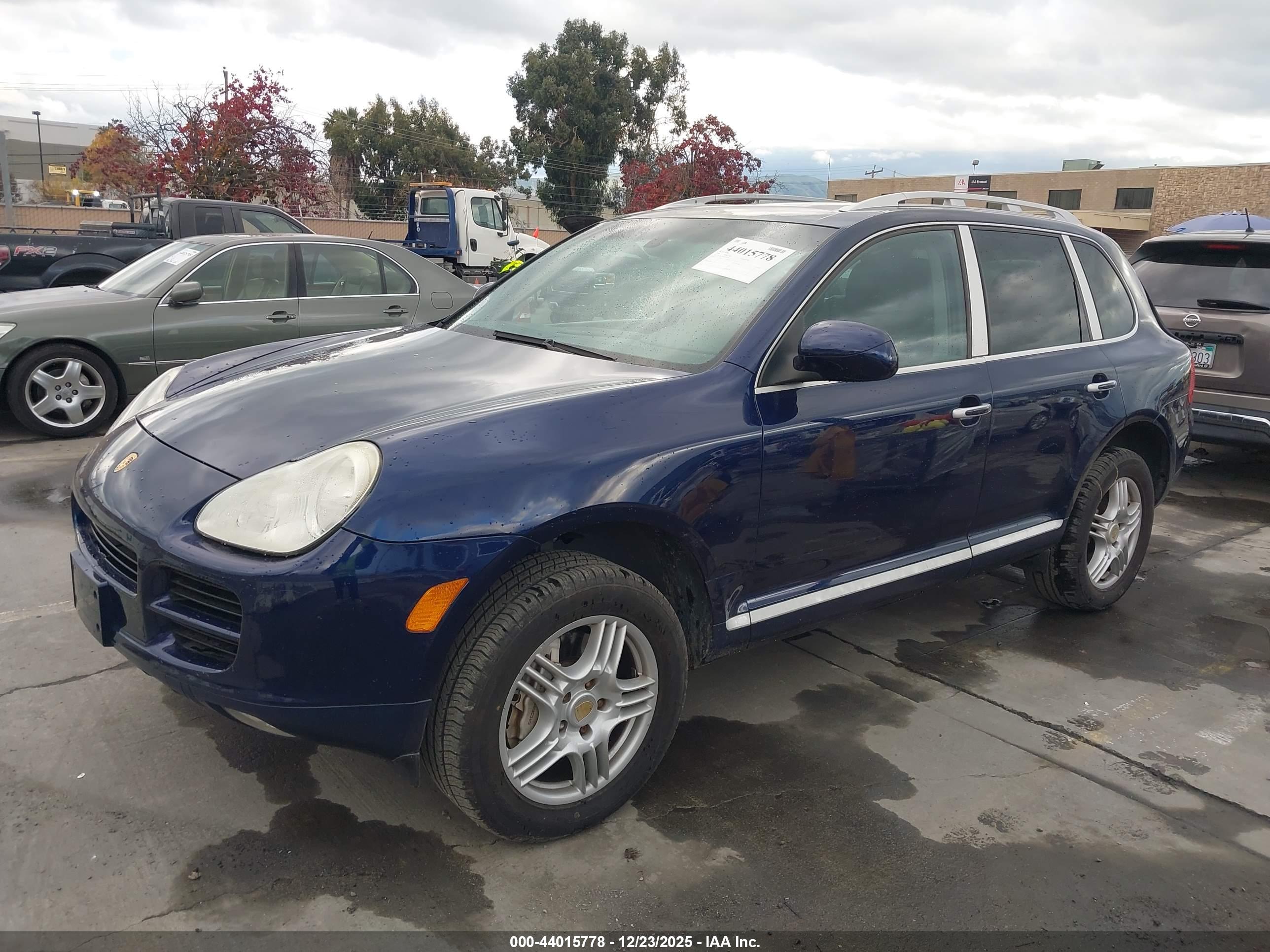 PORSCHE CAYENNE image 2