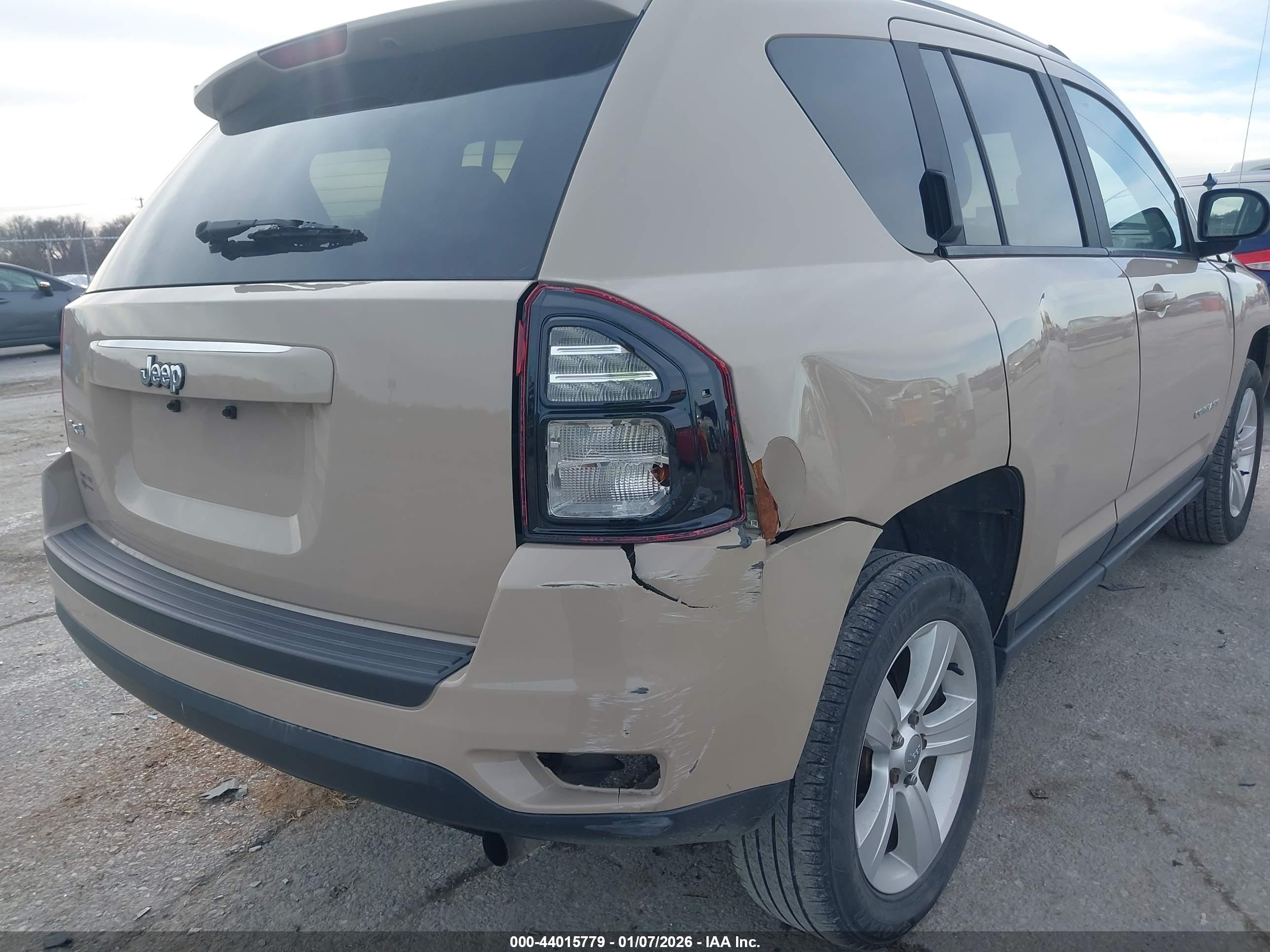 JEEP COMPASS image 6