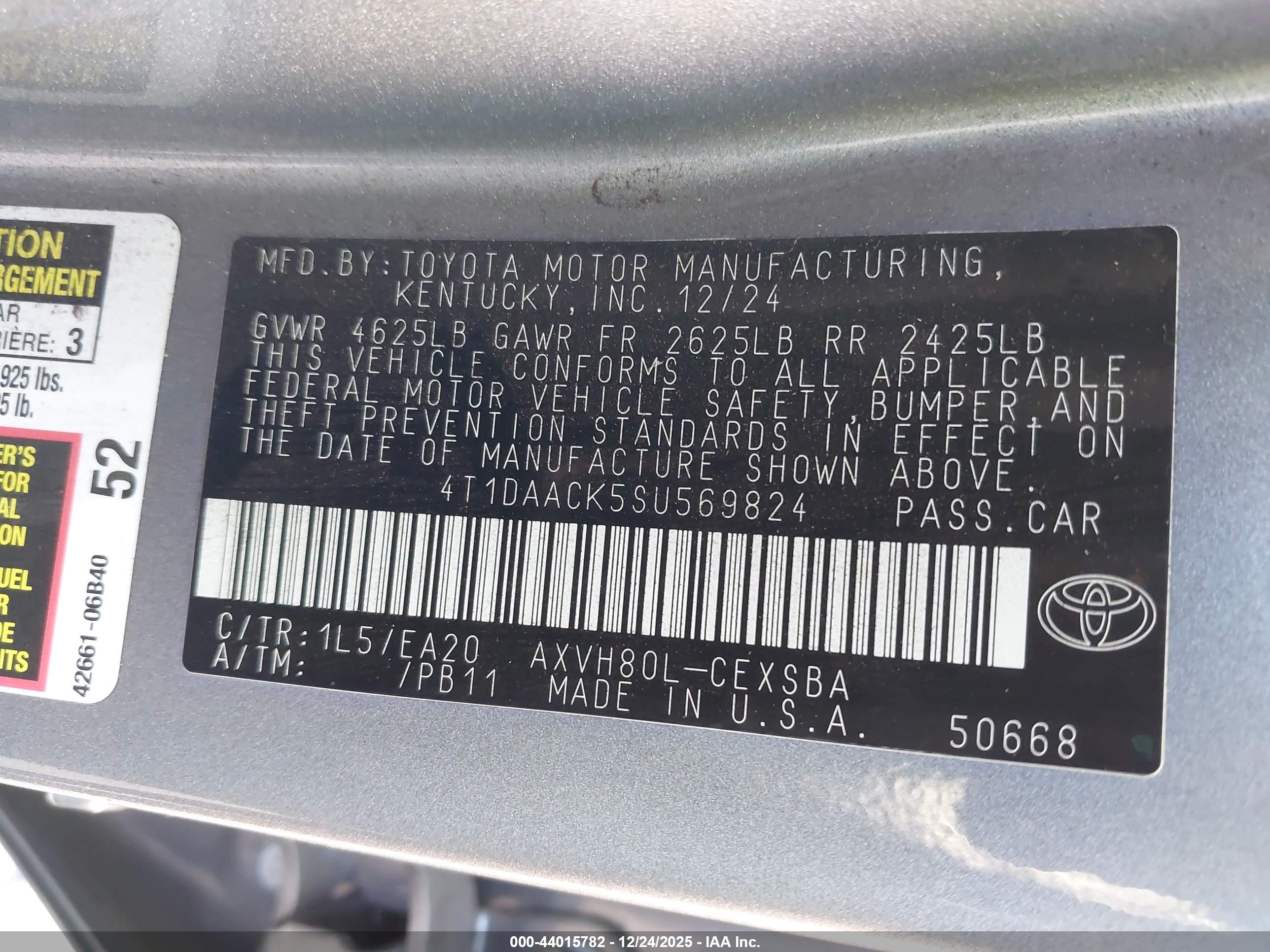 TOYOTA CAMRY image 9