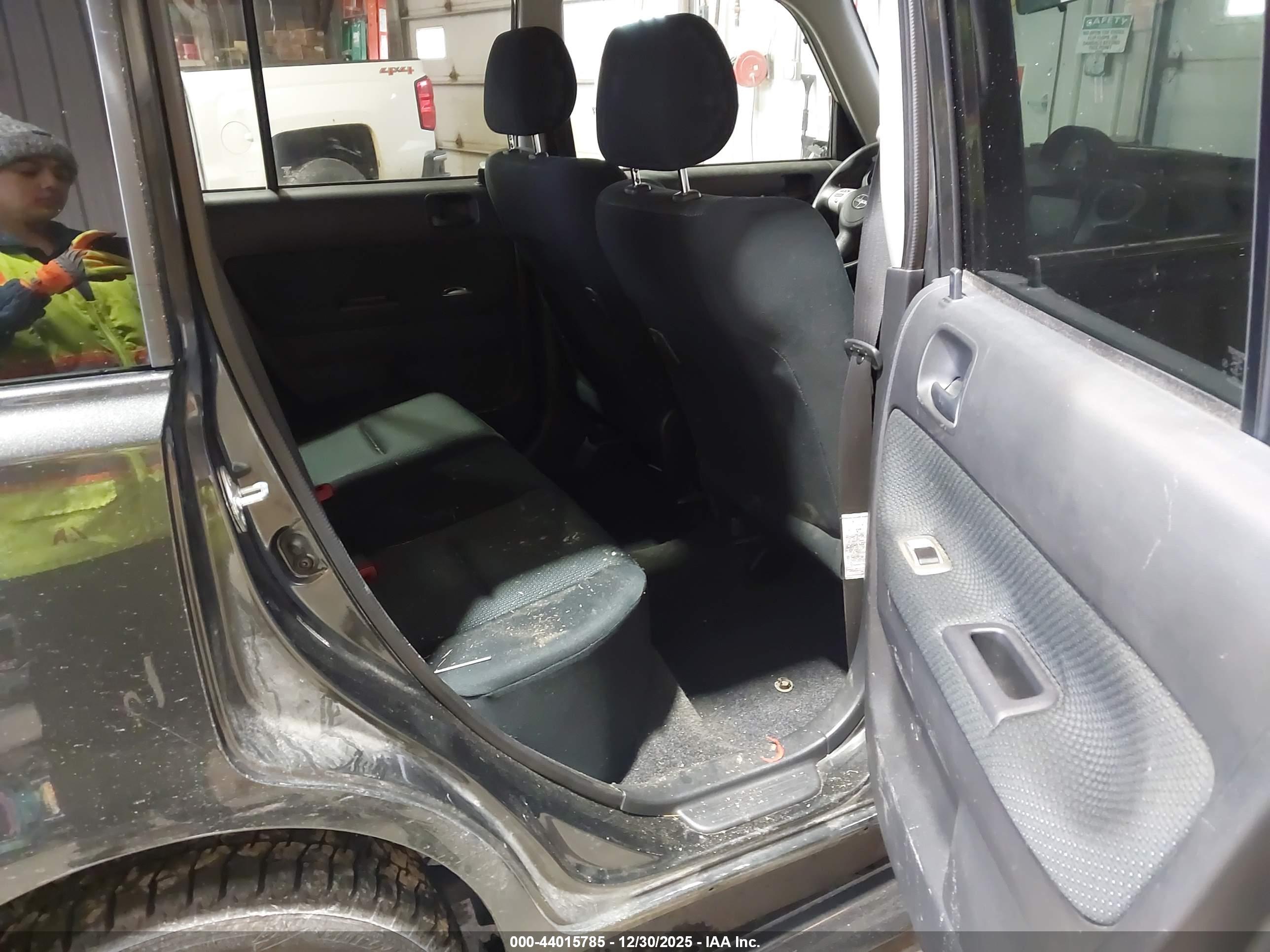 SCION XB image 8