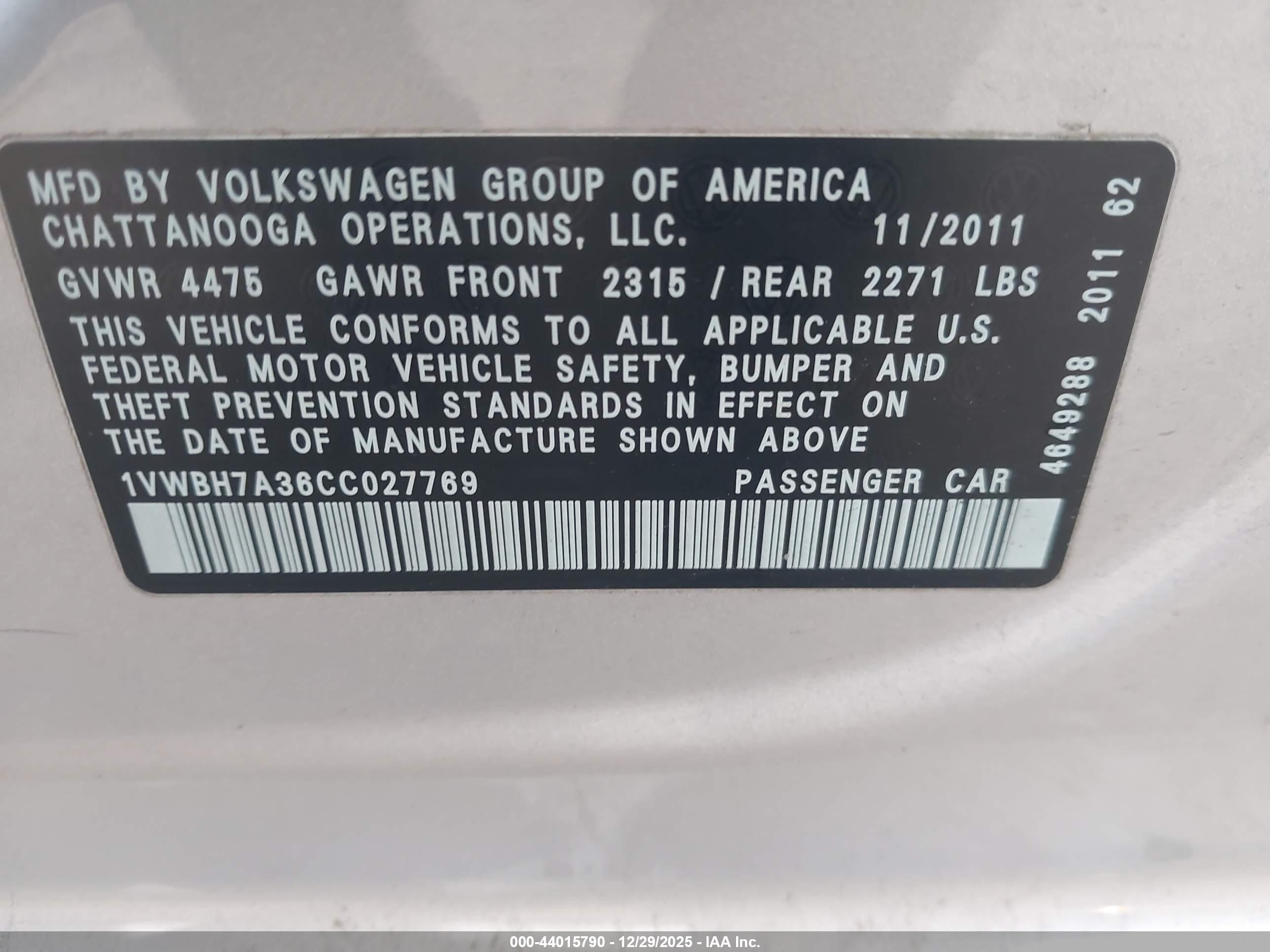 VOLKSWAGEN PASSAT image 9