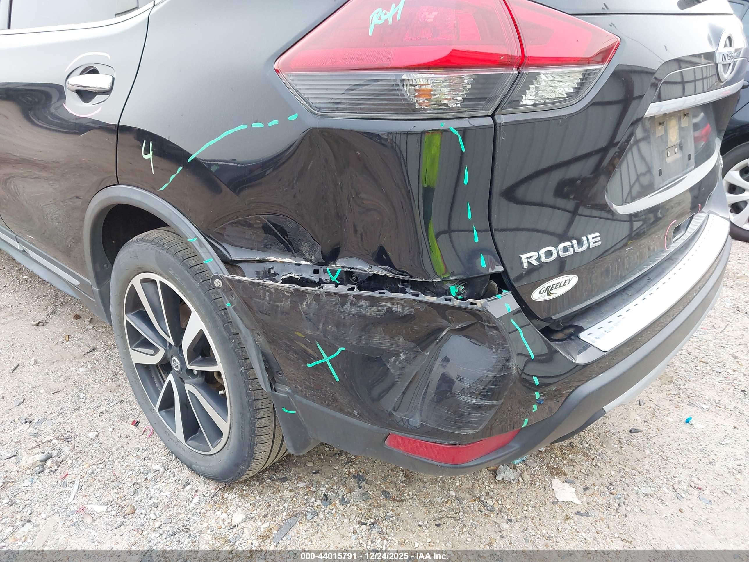 NISSAN ROGUE image 6