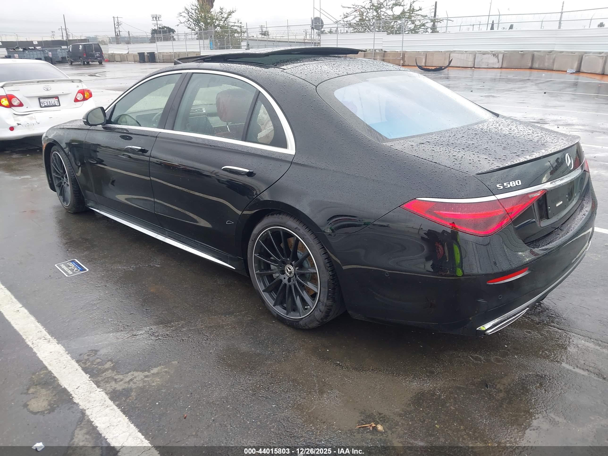 MERCEDES-BENZ S image 3